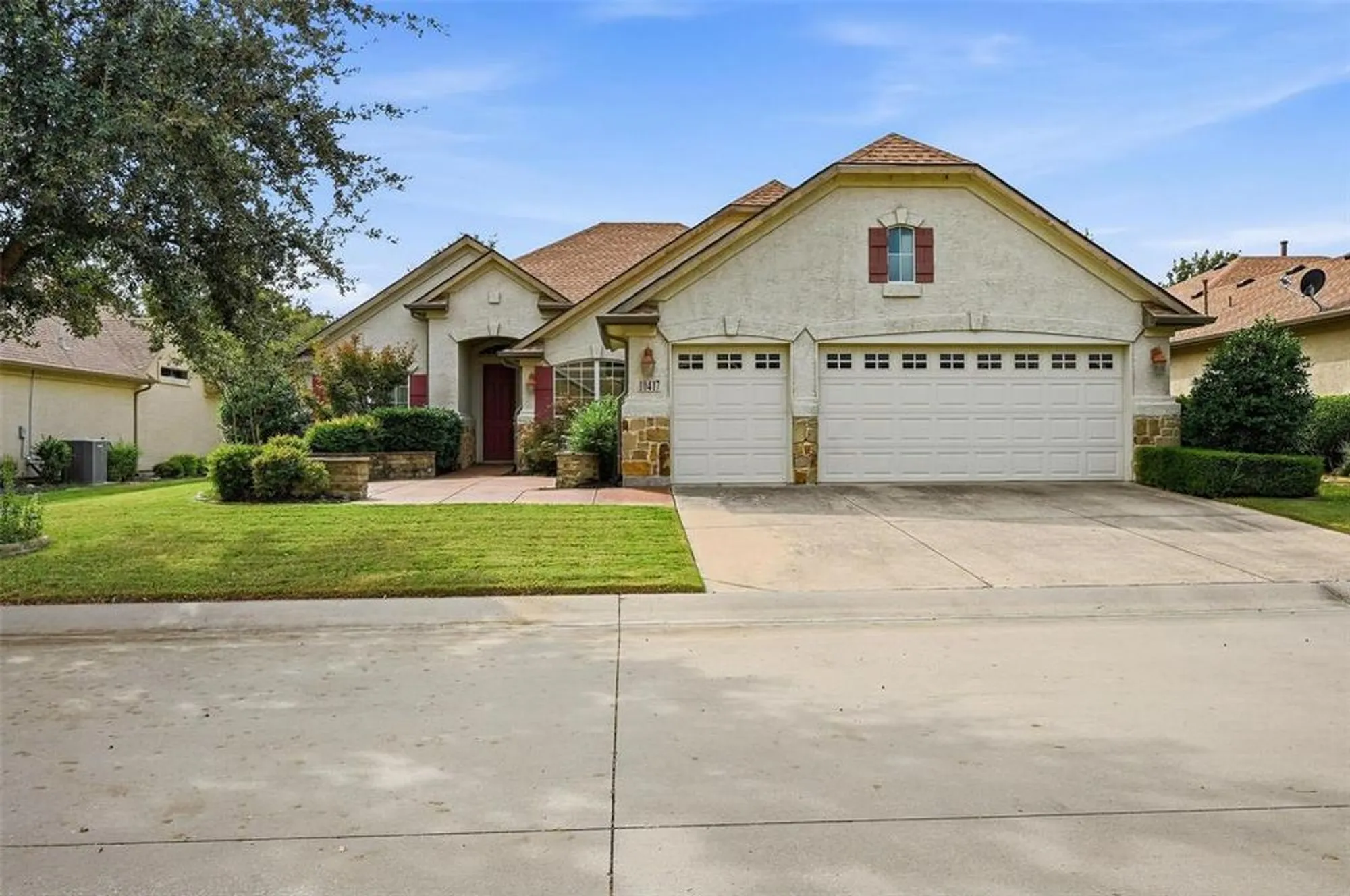 Property Slideshow image 1 of 39 | 10417 belvedere dr, Denton, TX, 76207
