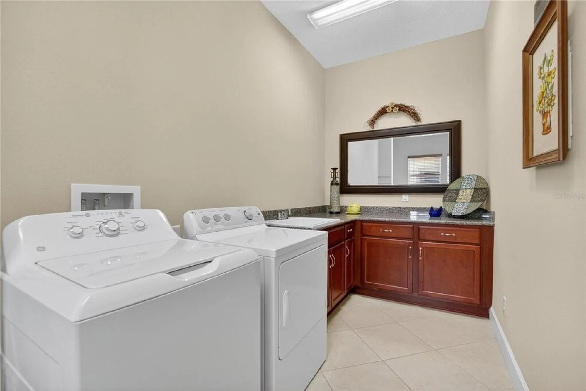 Property Slideshow image 40 of 88 | 1616 emerald dunes dr, Sun City Center, FL, 33573