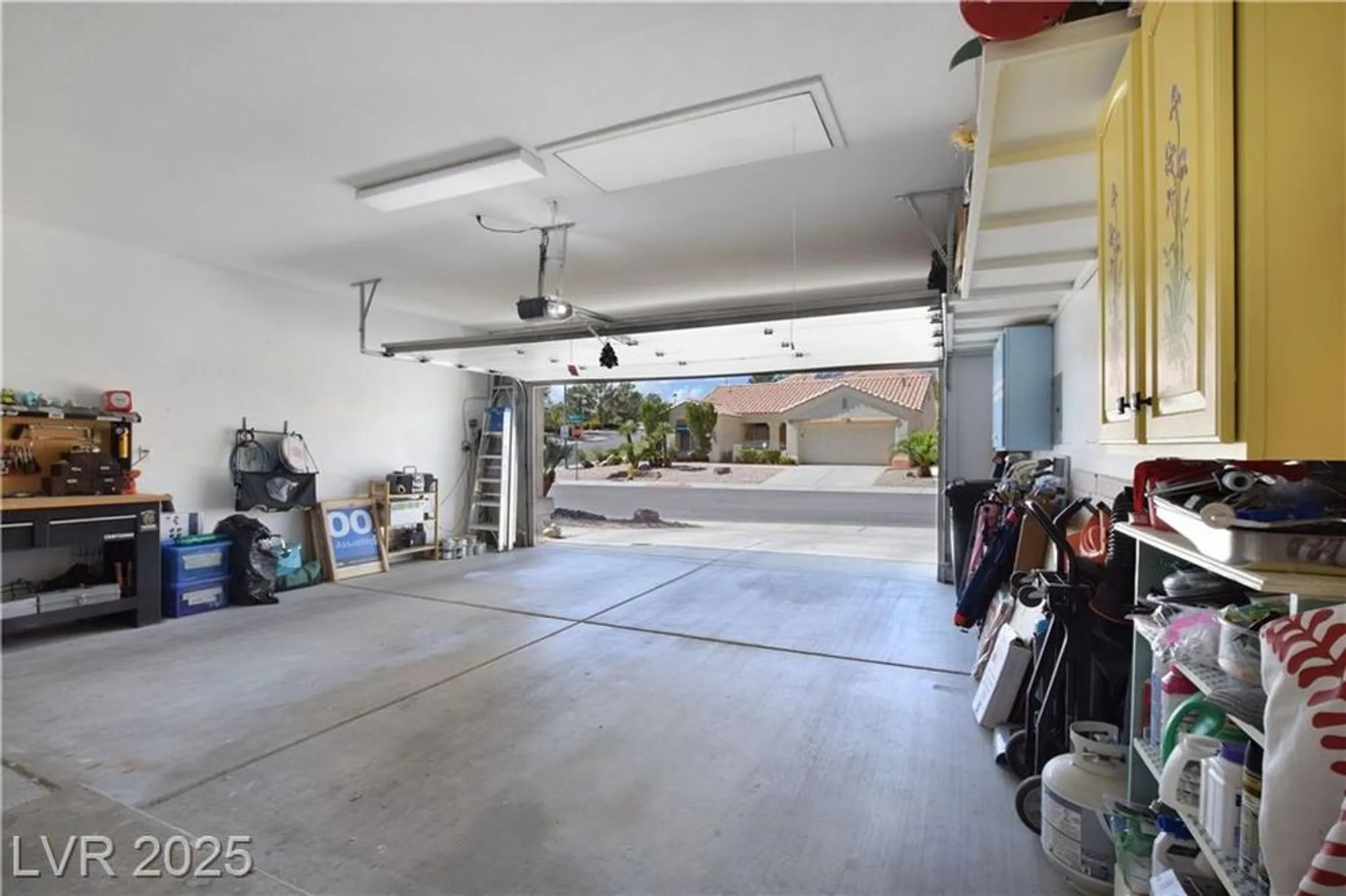 Property Slideshow image 38 of 40 | 2332 rumriver st, Las Vegas, NV, 89134