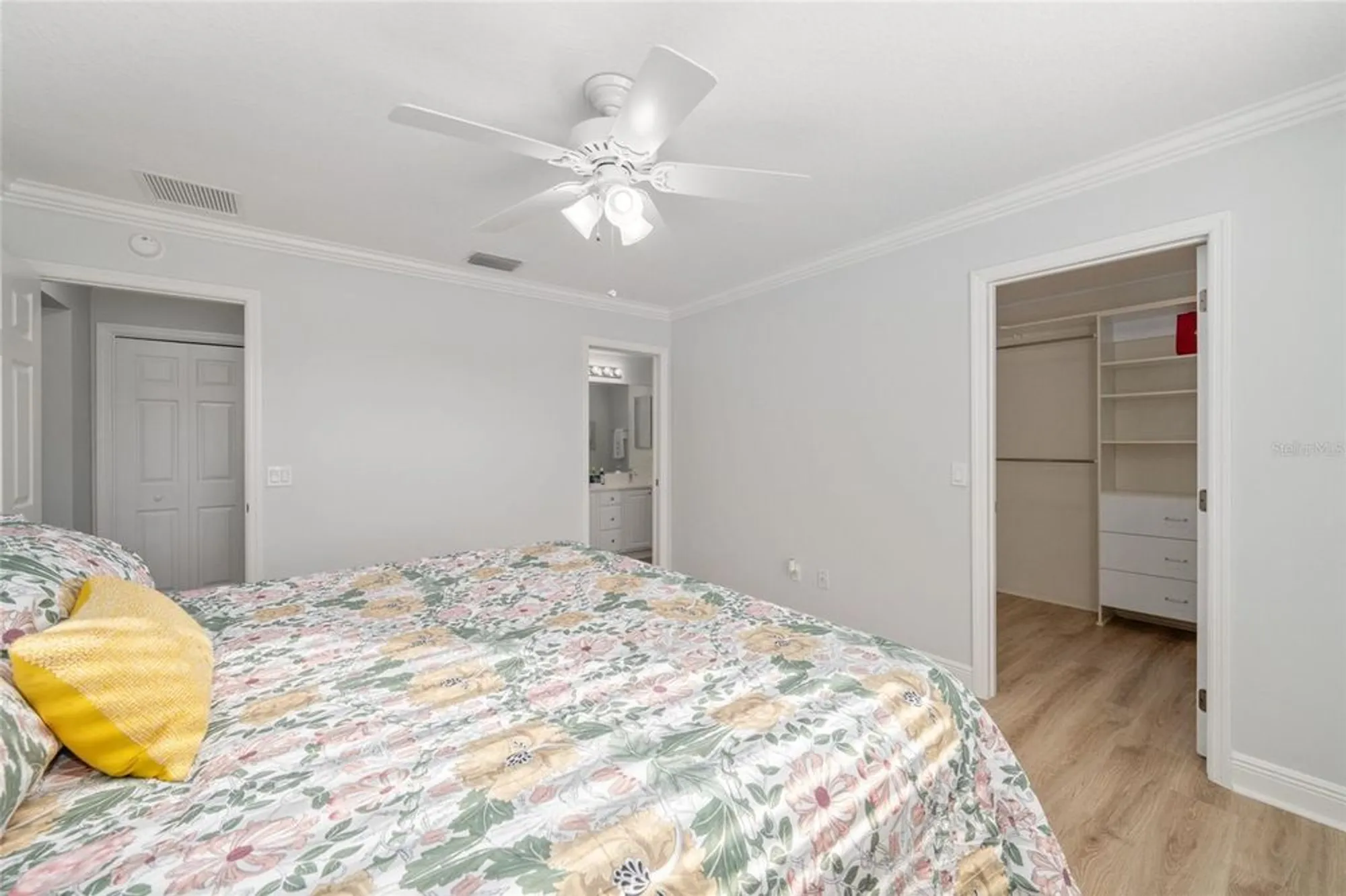 Property Slideshow image 21 of 62 | 967 livingston loop, The Villages, FL, 32162