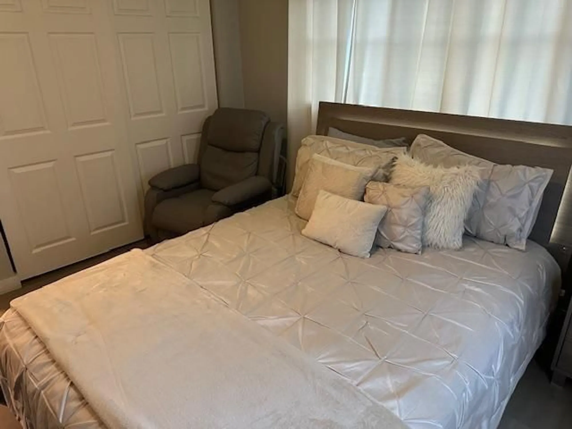 Property Slideshow image 14 of 29 | 7705 nw 5th ct 101, Margate, FL, 33063