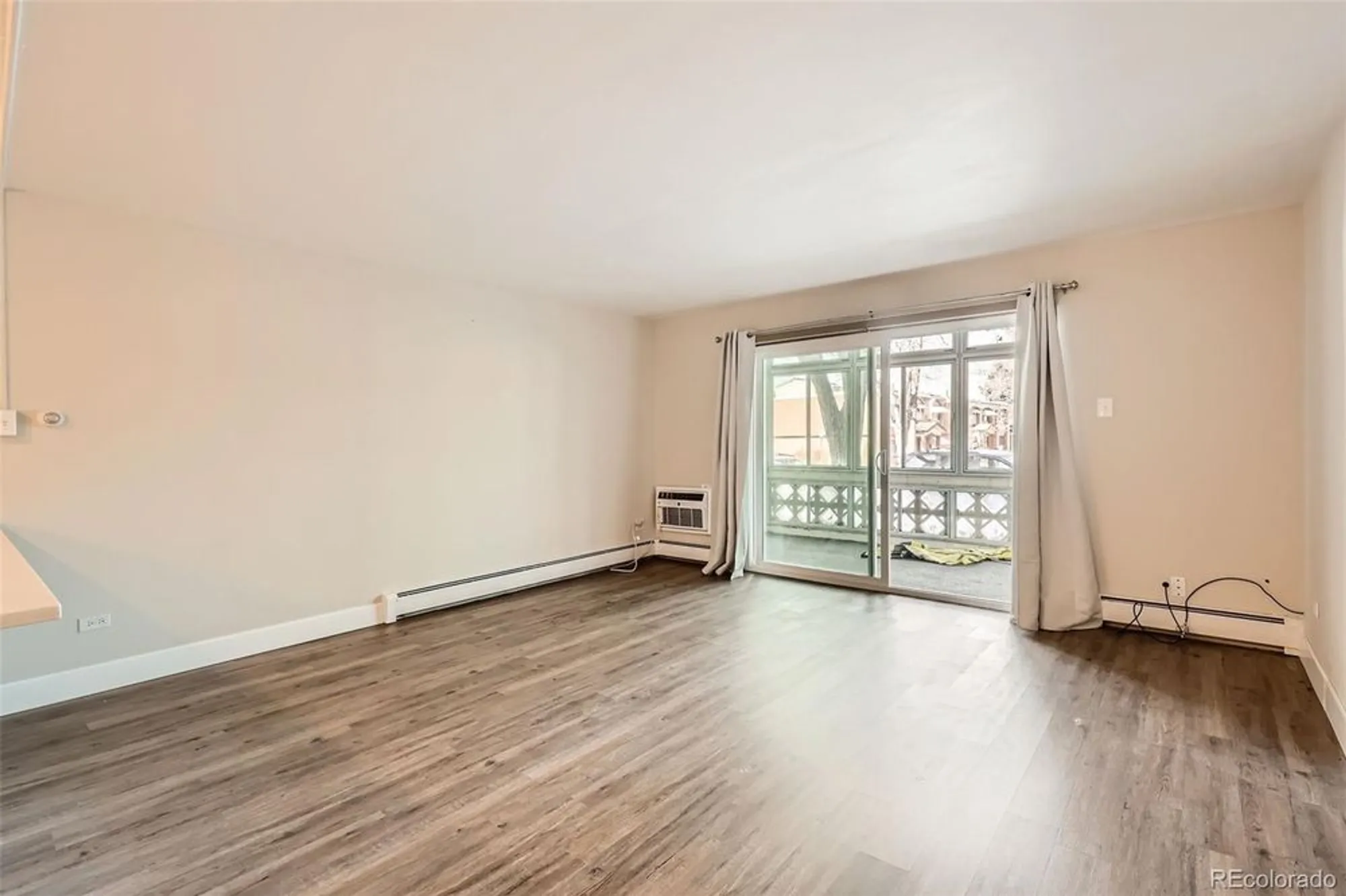 Property Slideshow image 12 of 19 | 9300 e center ave apt 3a, Denver, CO, 80247