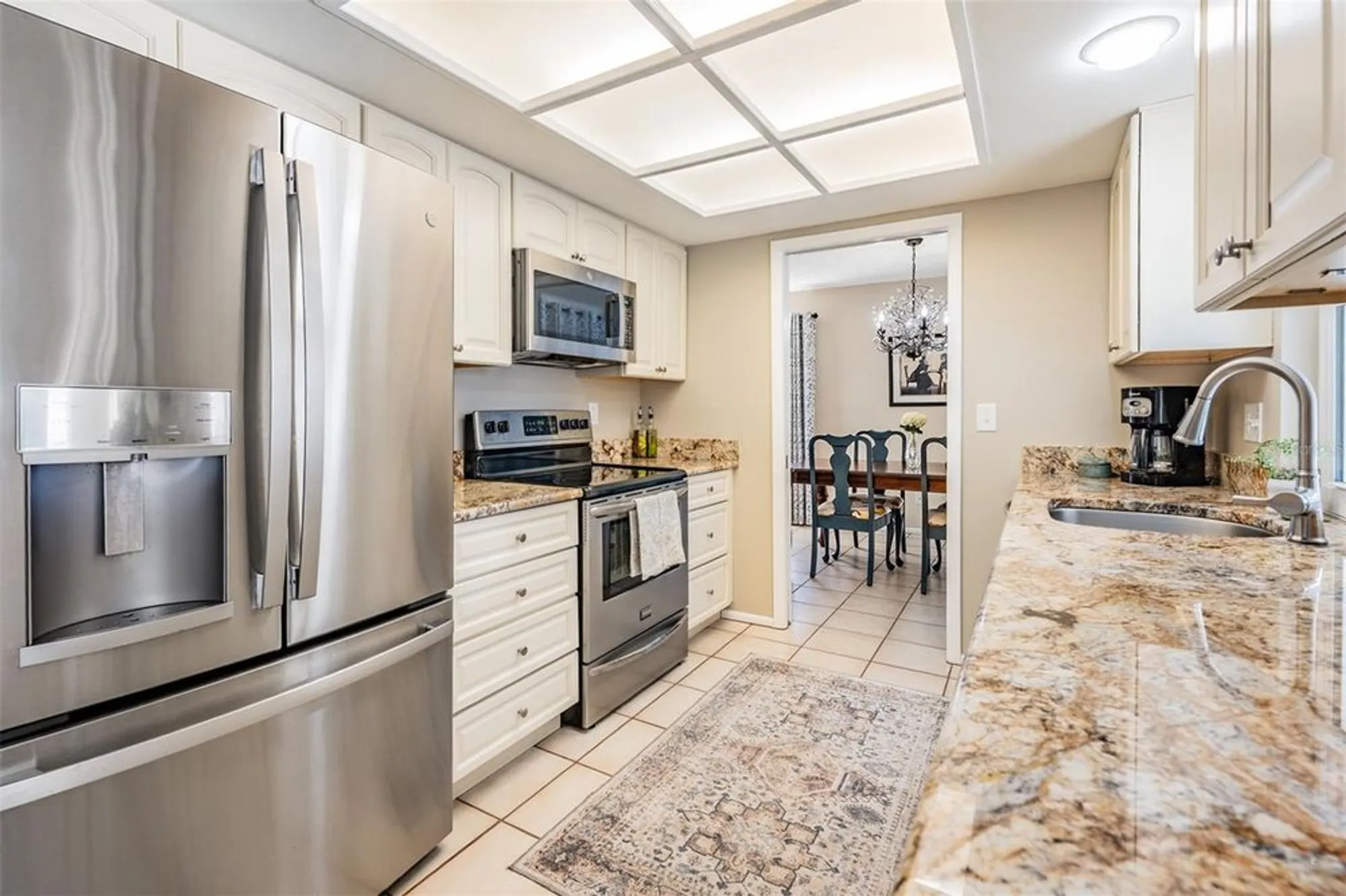 Property Slideshow image 13 of 38 | 2932 macalpin dr, Palm Harbor, FL, 34684