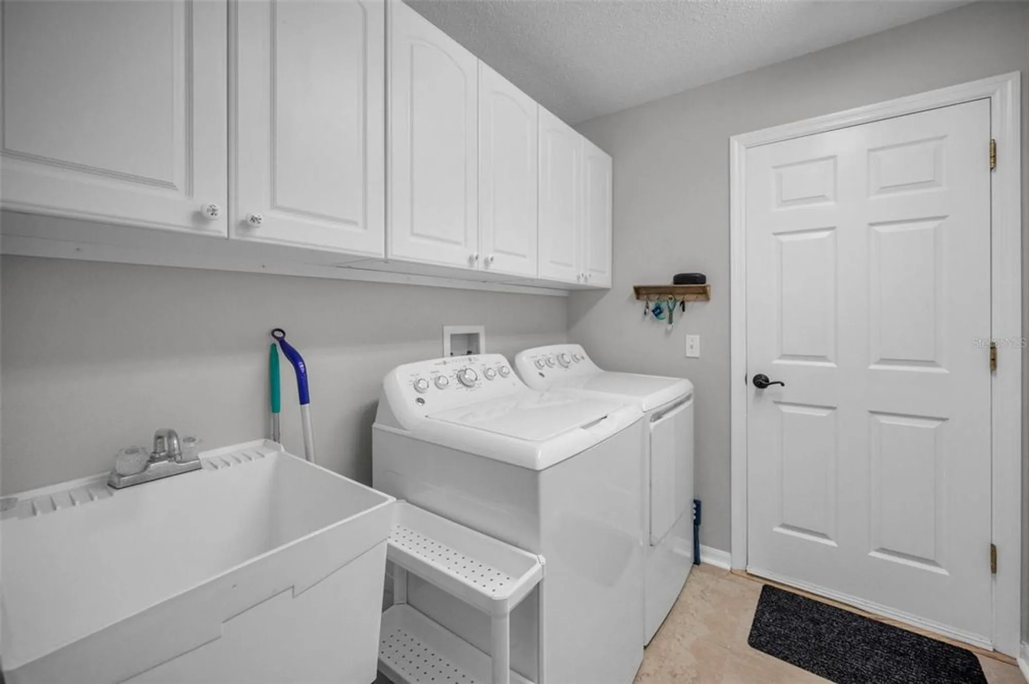 Property Slideshow image 34 of 100 | 1311 eveningside ct, Trinity, FL, 34655