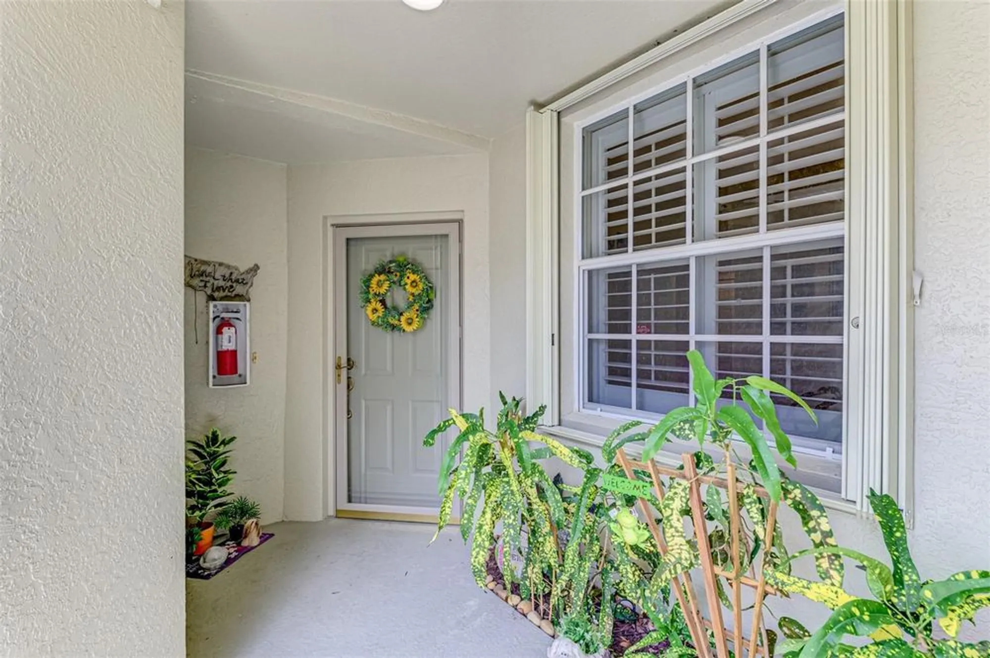 Property Slideshow image 4 of 77 | 3413 grand vista ct unit 102, Port Charlotte, FL, 33953