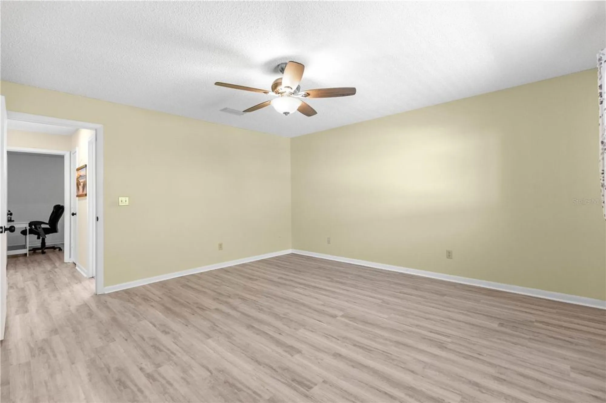 Property Slideshow image 22 of 53 | 8785 sw 91st st b, Ocala, FL, 34481