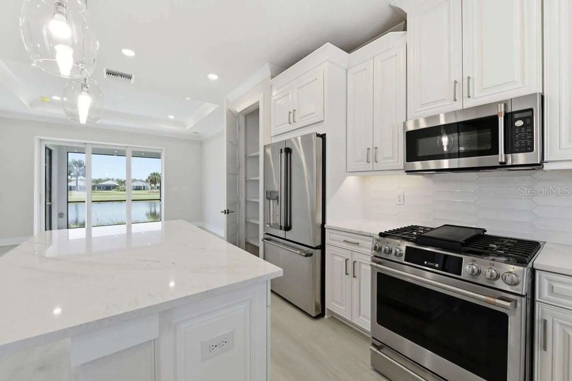 Property Slideshow image 6 of 51 | 4054 santa caterina blvd # 9101, Bradenton, FL, 34211
