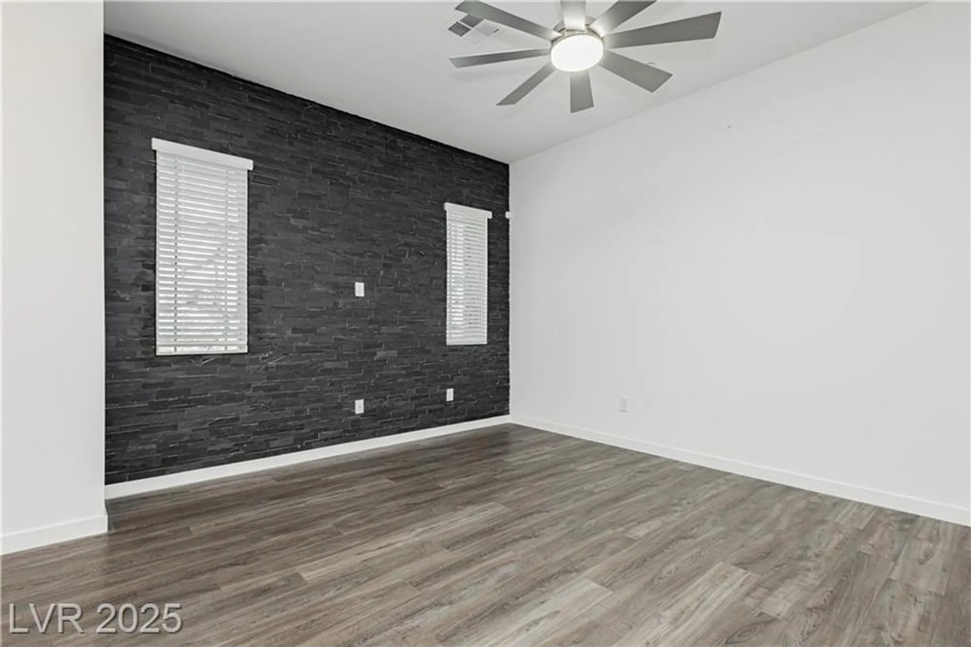 Property Slideshow image 13 of 45 | 901 allister fields ln, Las Vegas, NV, 89138