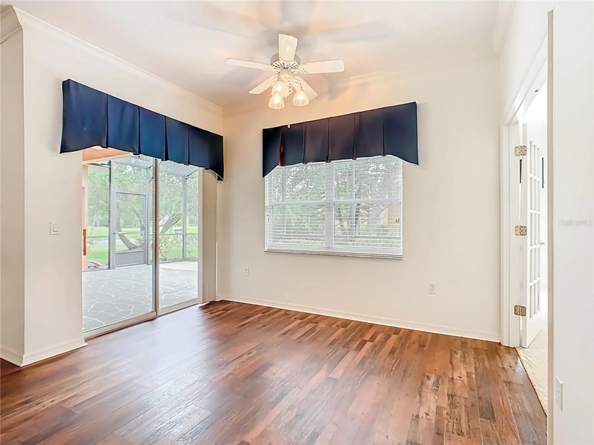 Property Slideshow image 12 of 50 | 525 shorehaven dr, Poinciana, FL, 34759