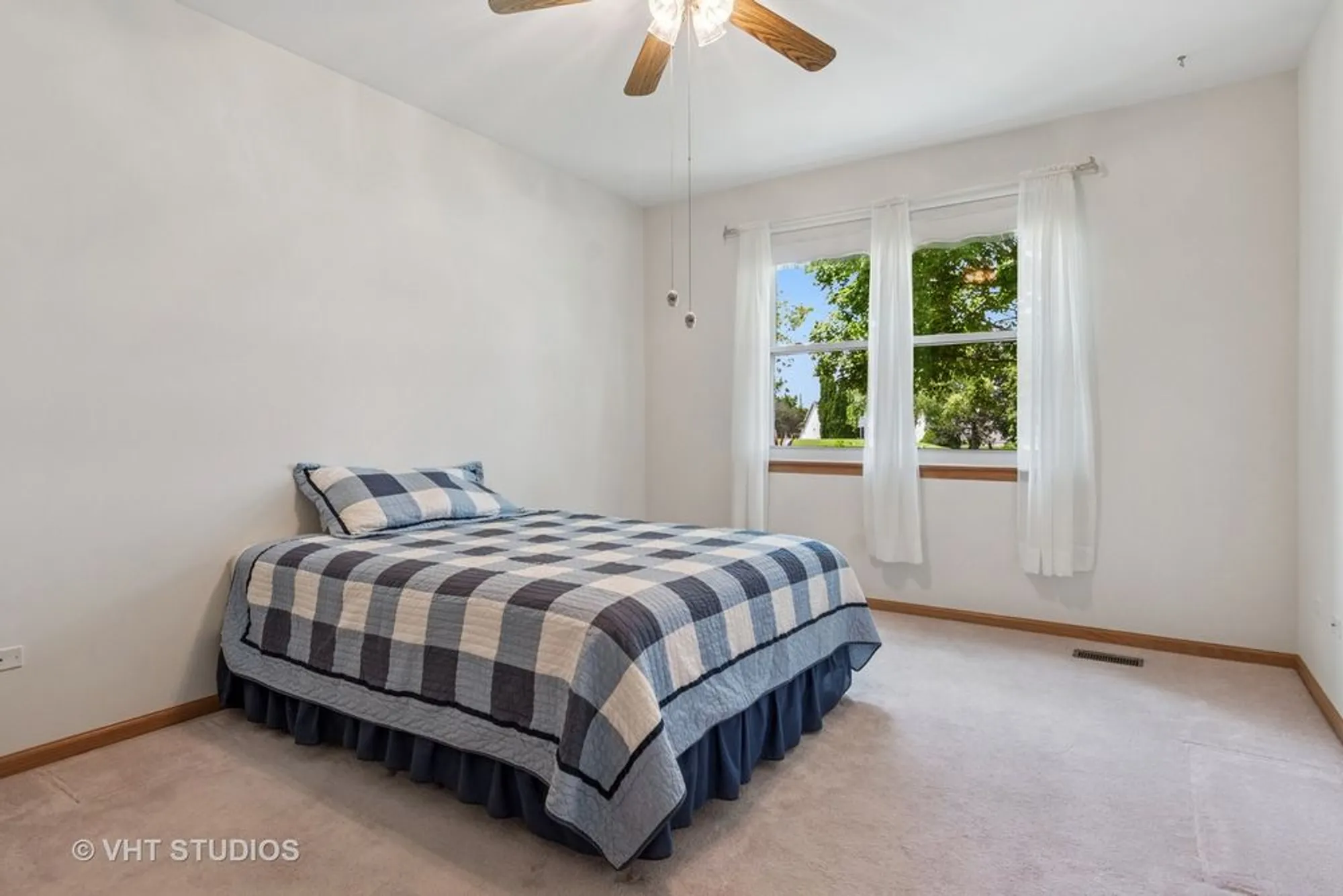 Property Slideshow image 14 of 52 | 21144 buckeye ct, Plainfield, IL, 60544