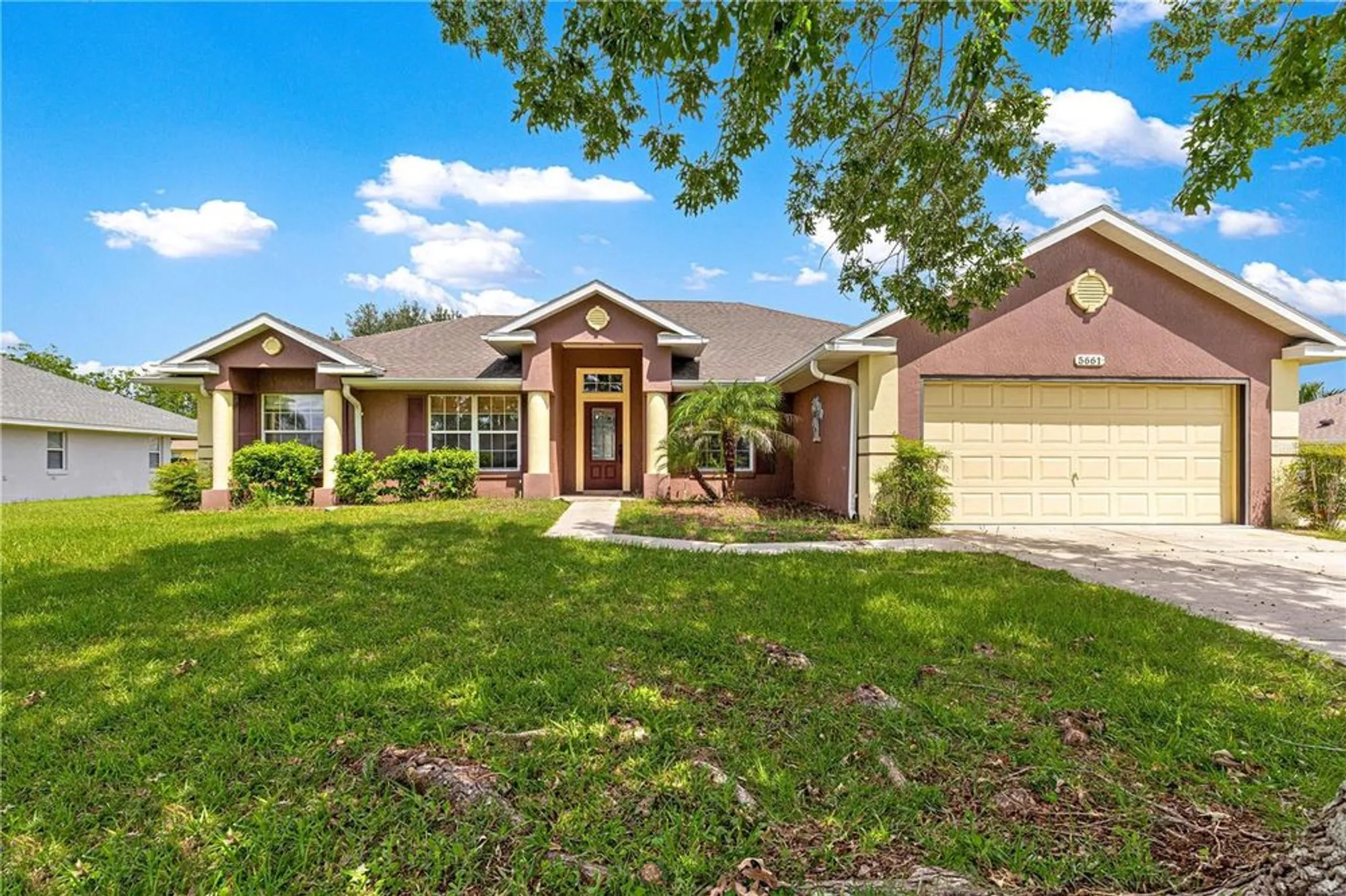 Property Slideshow image 1 of 44 | 5661 sw 88th pl, Ocala, FL, 34476