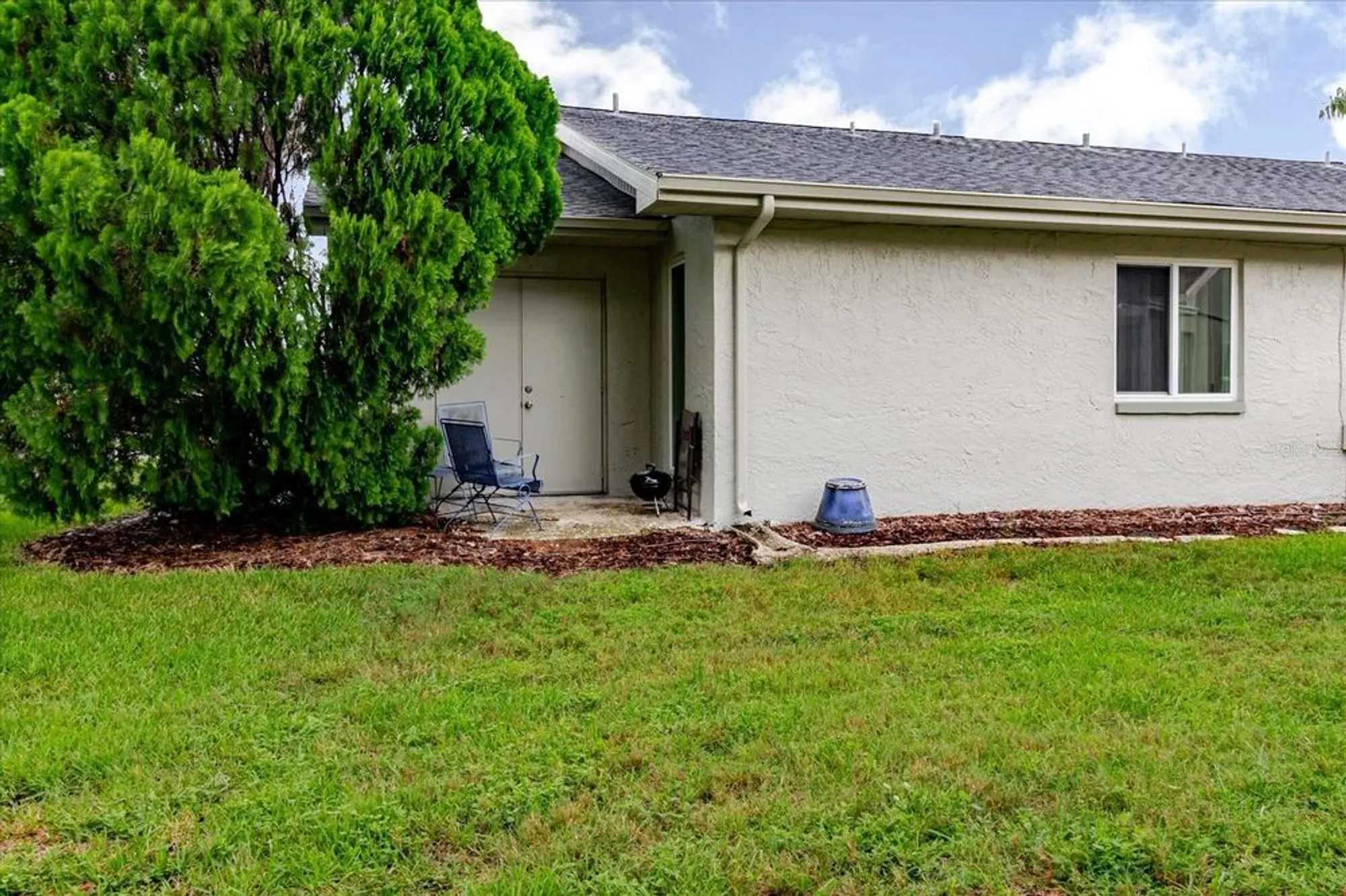 Property Slideshow image 42 of 63 | 2209 grenadier dr, Sun City Center, FL, 33573