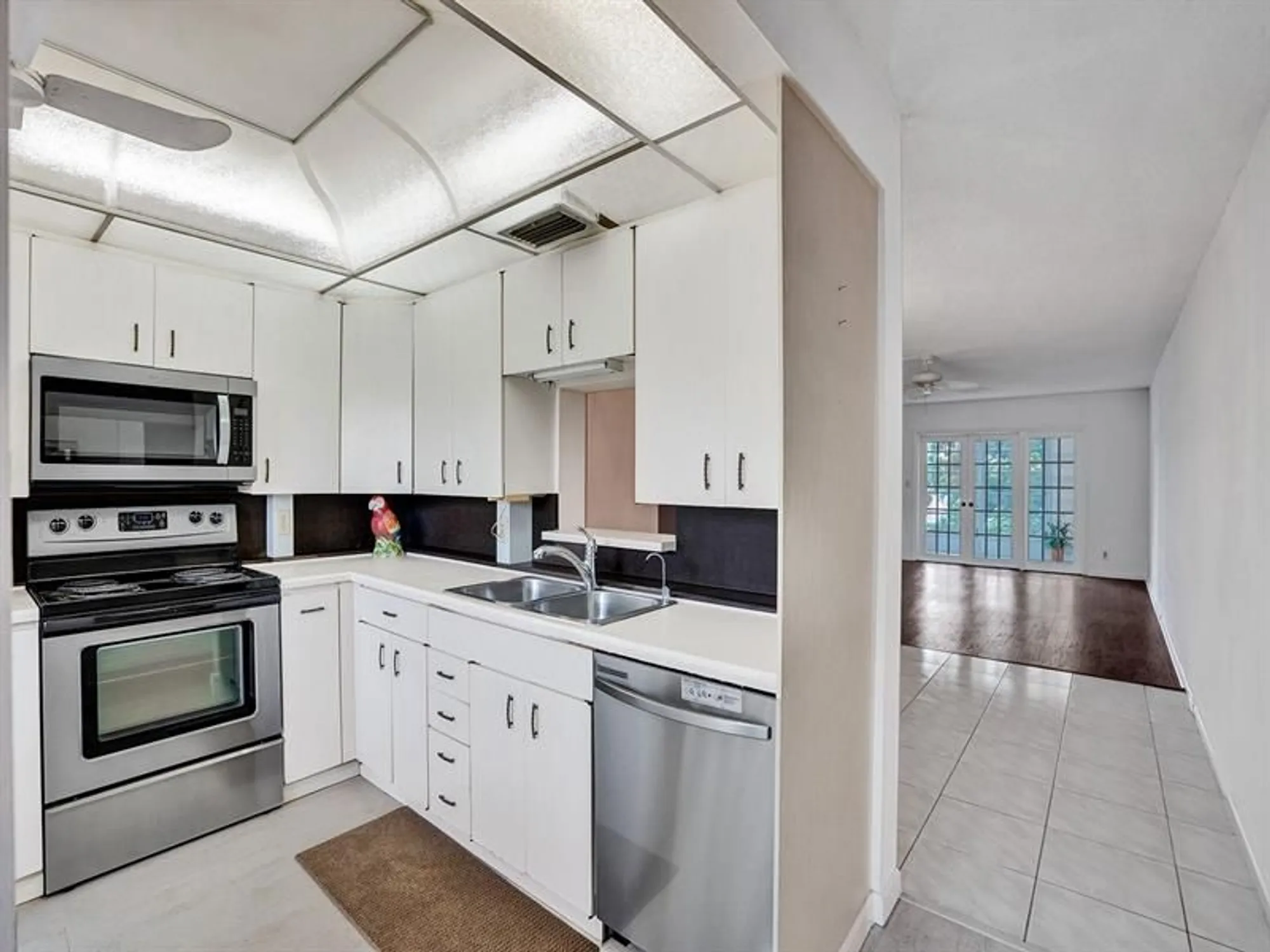 Property Slideshow image 13 of 64 | 3002 portofino isle c3, Coconut Creek, FL, 33066