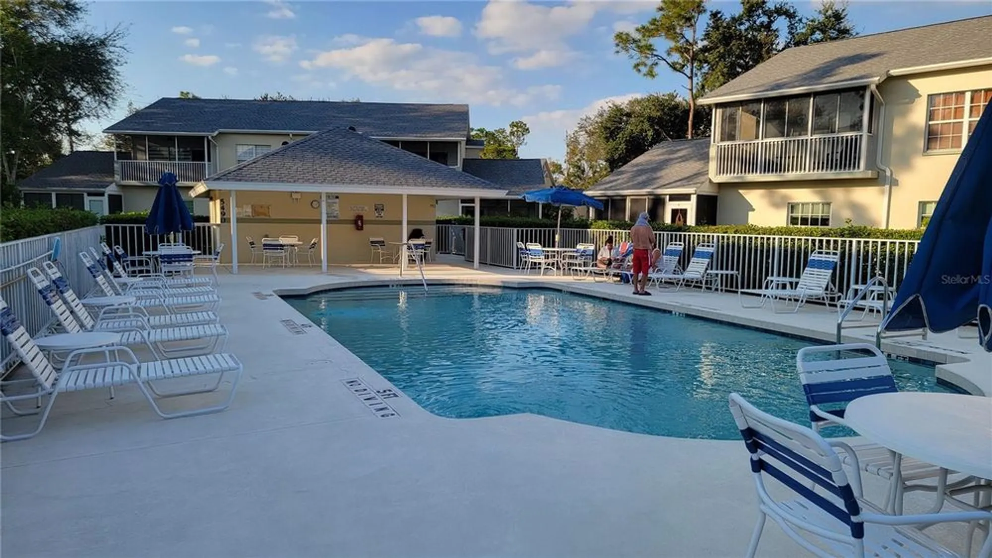 Property Slideshow image 5 of 22 | 6330 green oak cir # 6330, Bradenton, FL, 34203