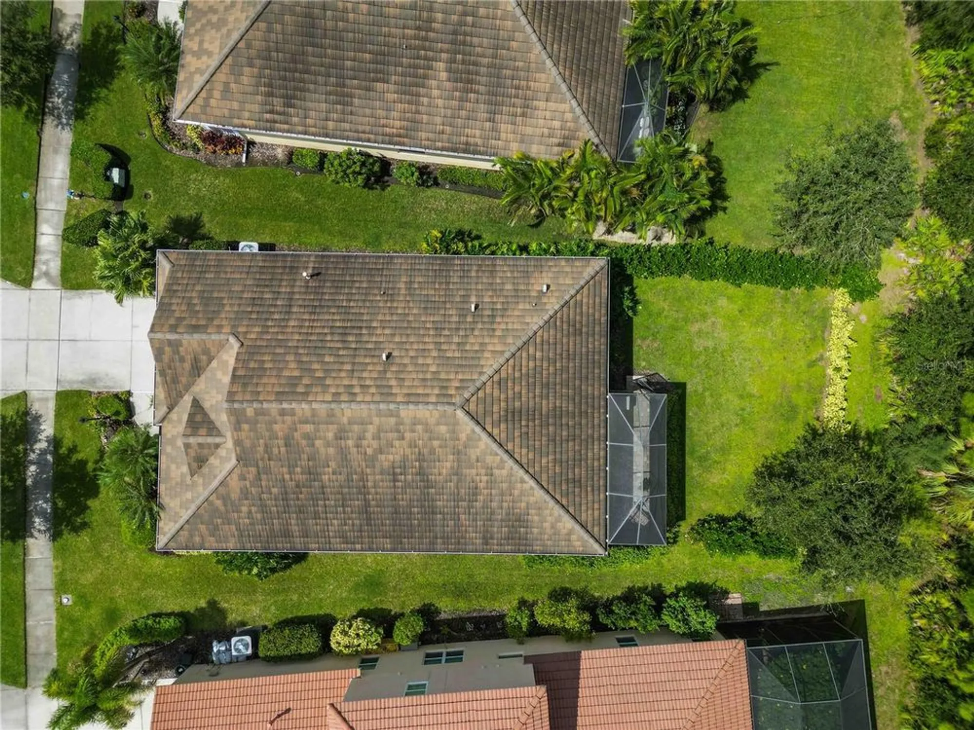 Property Slideshow image 46 of 70 | 12252 stuart dr, Venice, FL, 34293