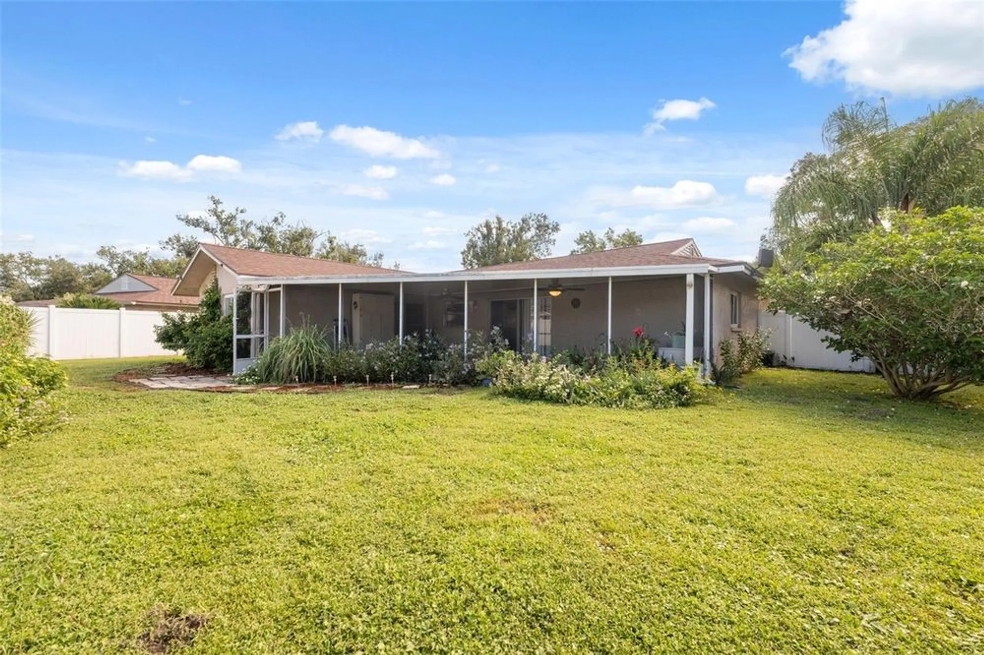 Property Slideshow image 24 of 40 | 766 anchorage ln, Palm Harbor, FL, 34685