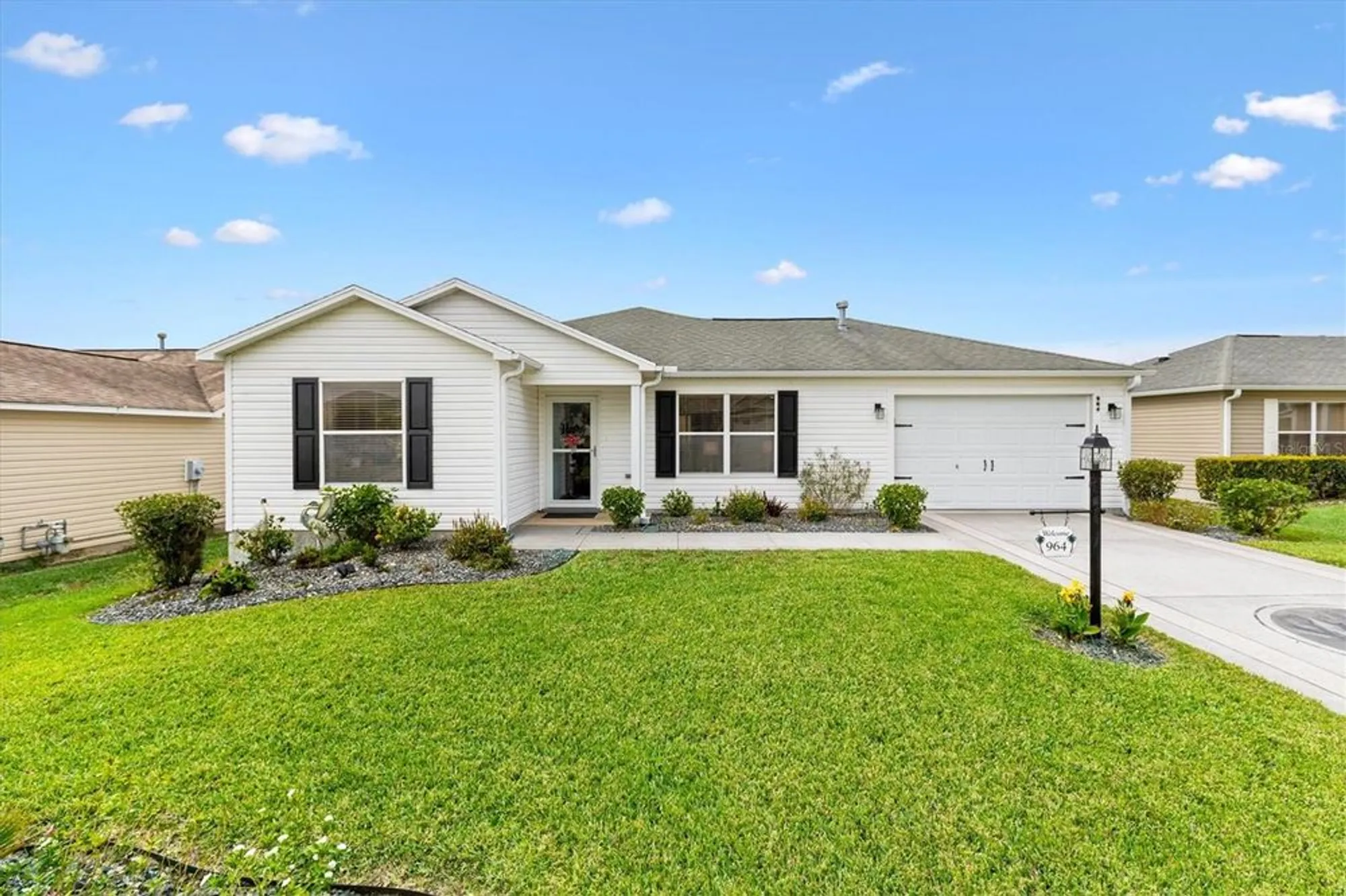 Property Slideshow image 1 of 23 | 964 kingmont ter, The Villages, FL, 32162
