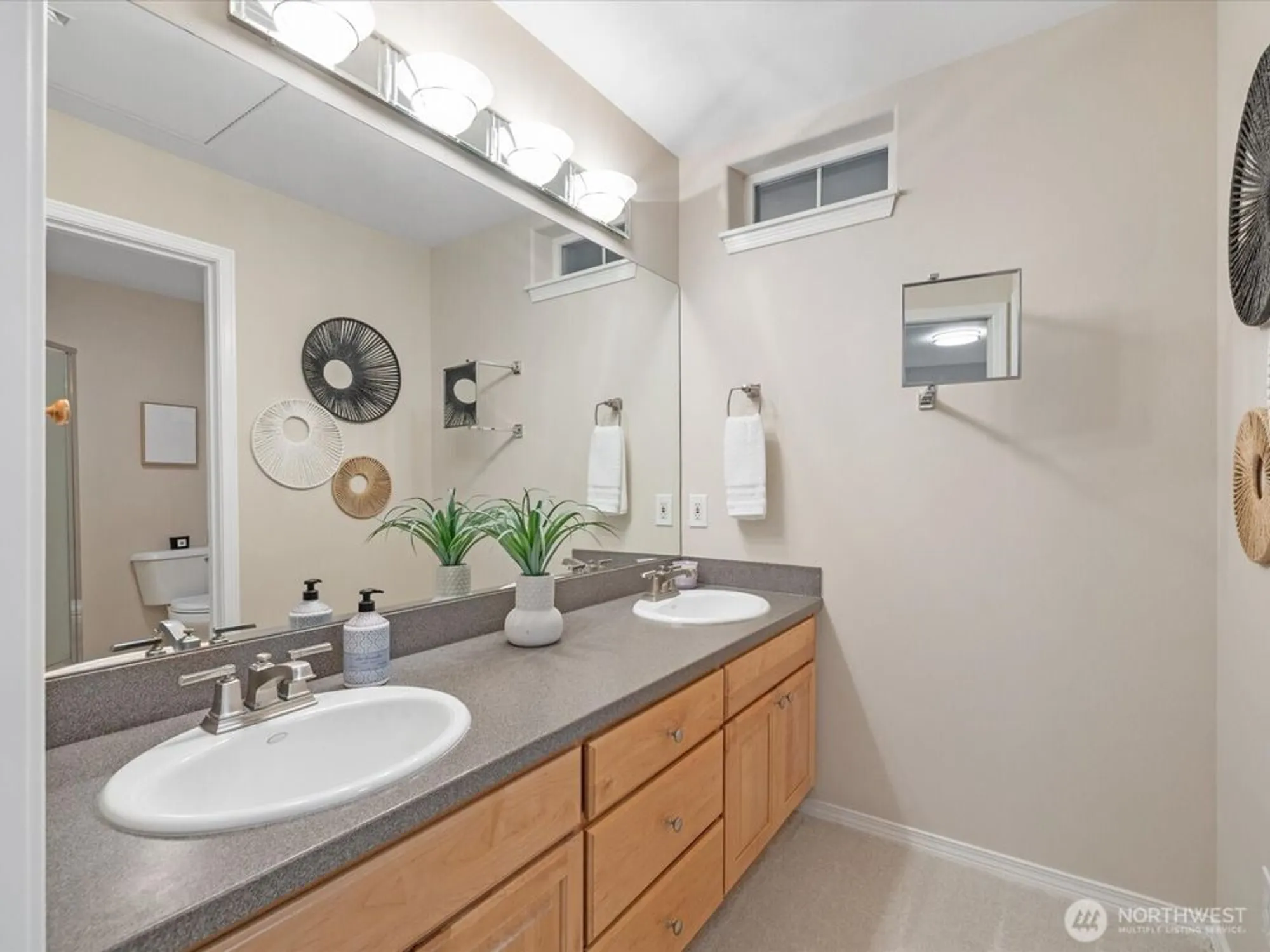 Property Slideshow image 27 of 38 | 4520 226th ter se # 2651, Issaquah, WA, 98029