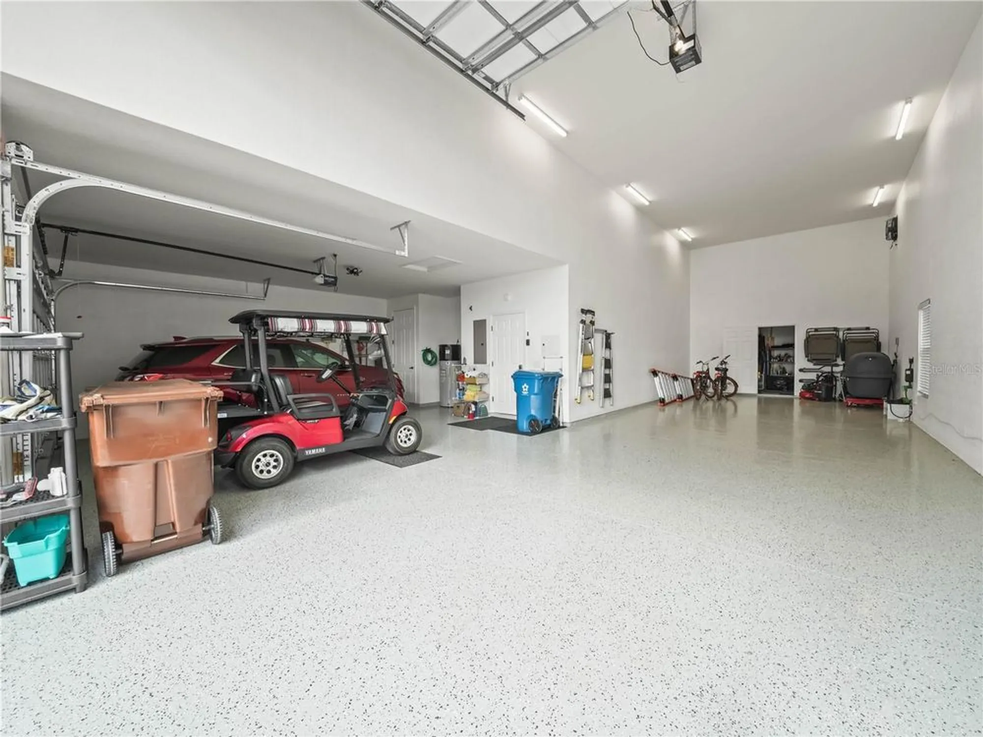 Property Slideshow image 26 of 73 | 3829 litchfield loop, Lake Wales, FL, 33859