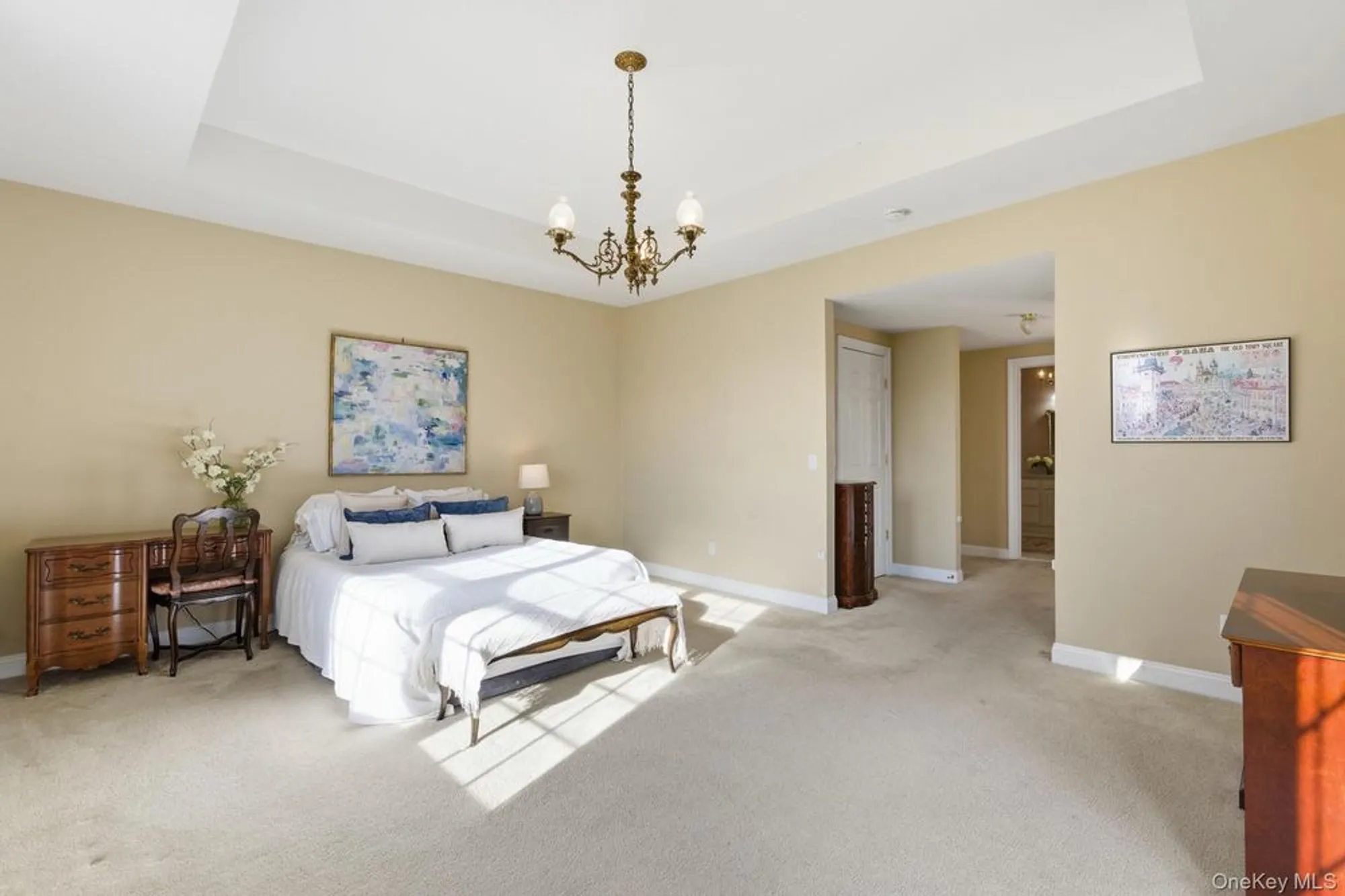 Property Slideshow image 15 of 24 | 159 altessa blvd, Melville, NY, 11747