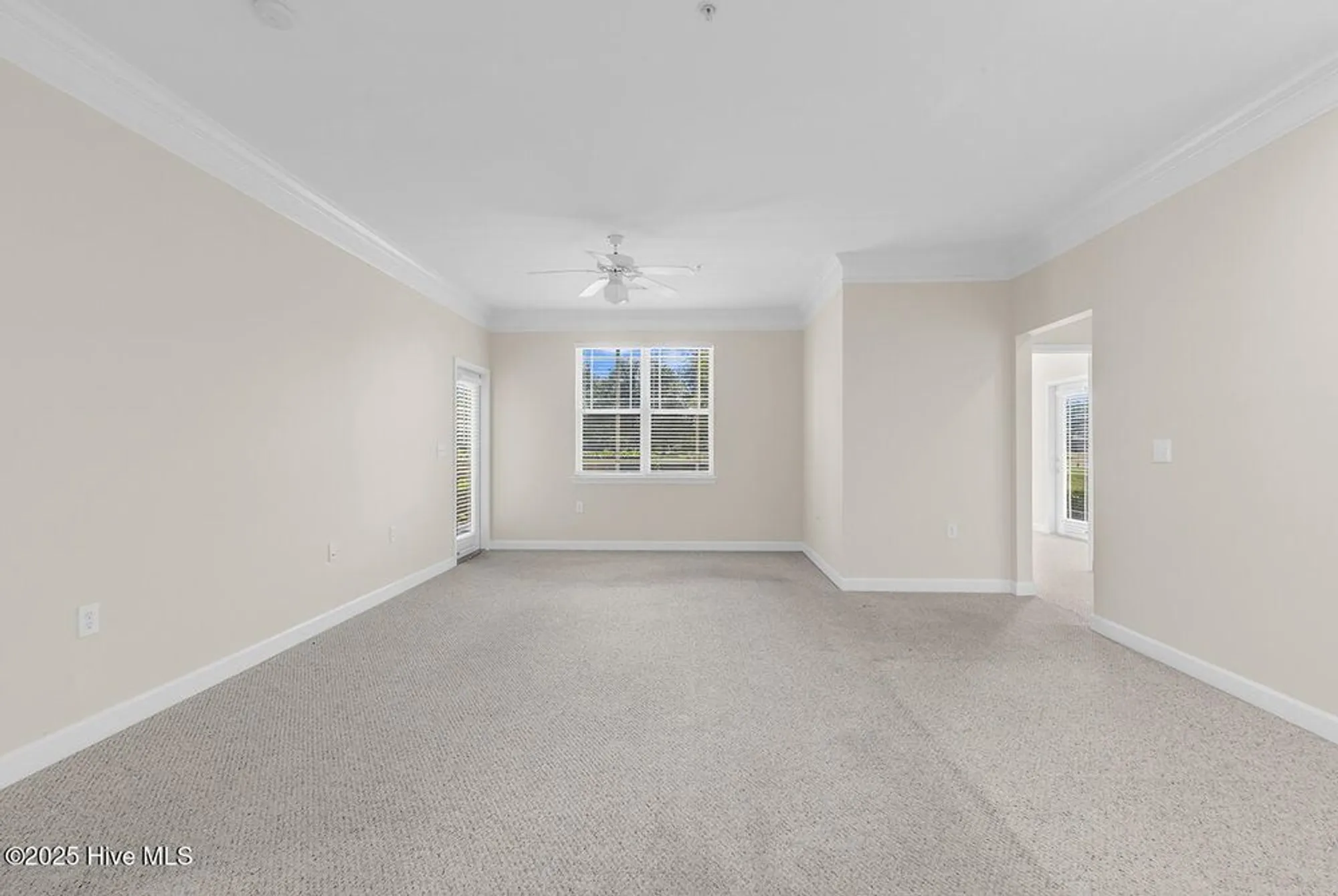 Property Slideshow image 6 of 30 | 395 s crow creek dr 1304, Calabash, NC, 28467