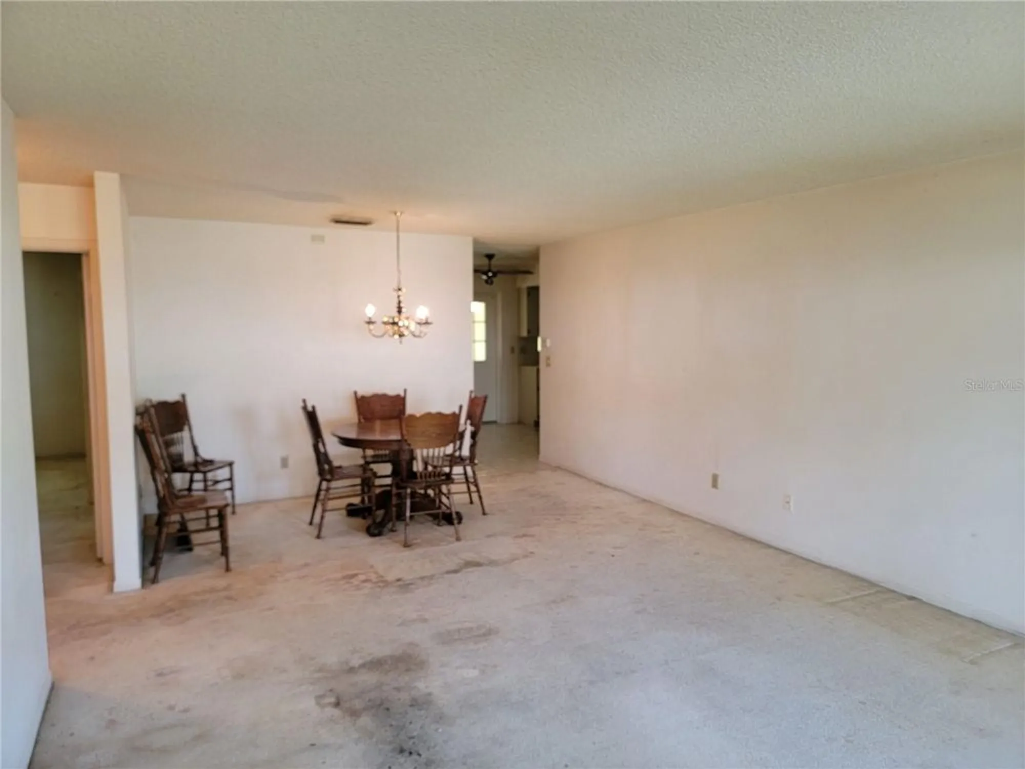 Property Slideshow image 5 of 31 | 8710 sw 96th st c, Ocala, FL, 34481