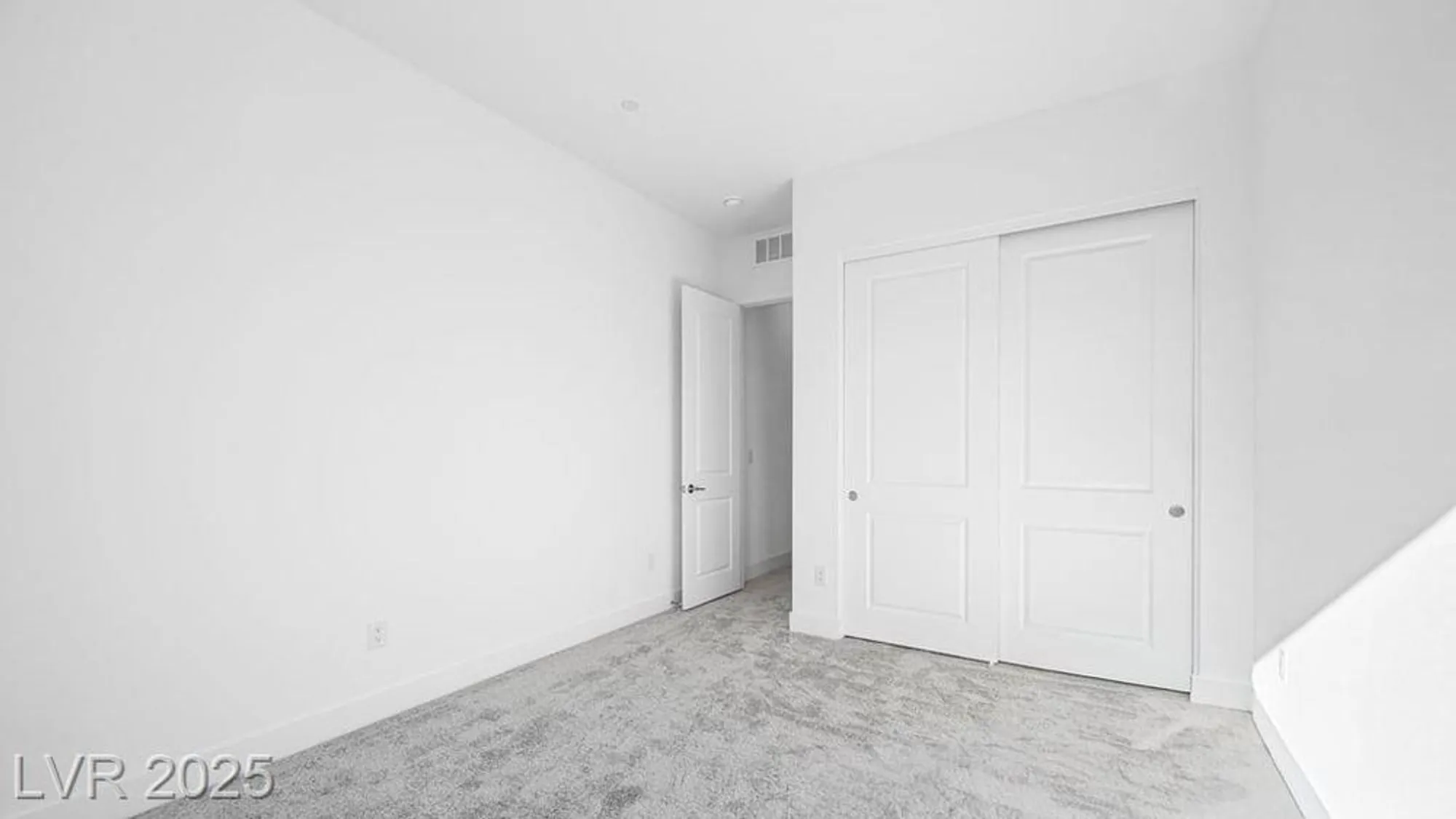 Property Slideshow image 25 of 43 | 226 piazzetta dr, Henderson, NV, 89011