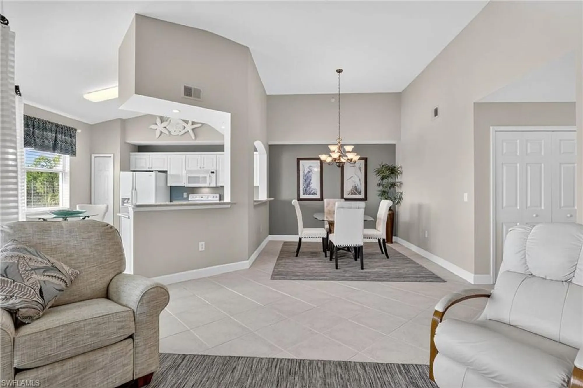 Property Slideshow image 10 of 47 | 10700 ravenna way 402, Fort Myers, FL, 33913