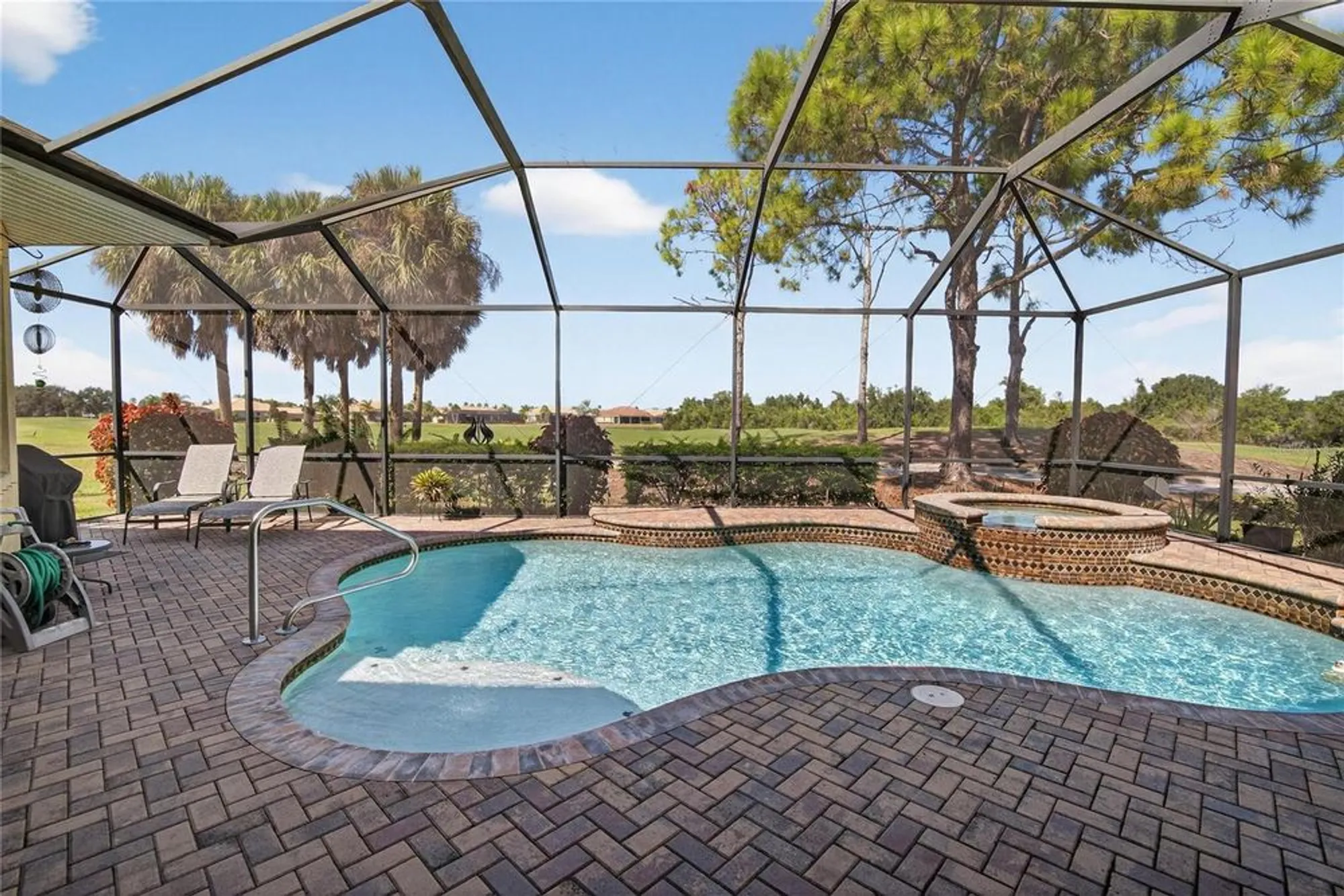Property Slideshow image 3 of 88 | 1616 emerald dunes dr, Sun City Center, FL, 33573