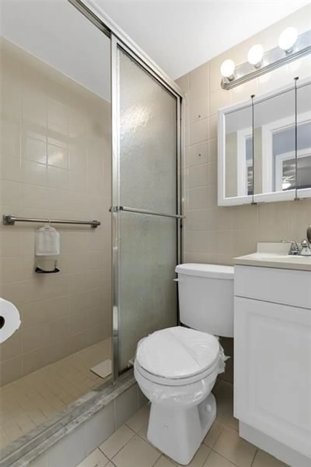 Property Slideshow image 14 of 28 | 64 oakridge e # 64, Deerfield Beach, FL, 33442