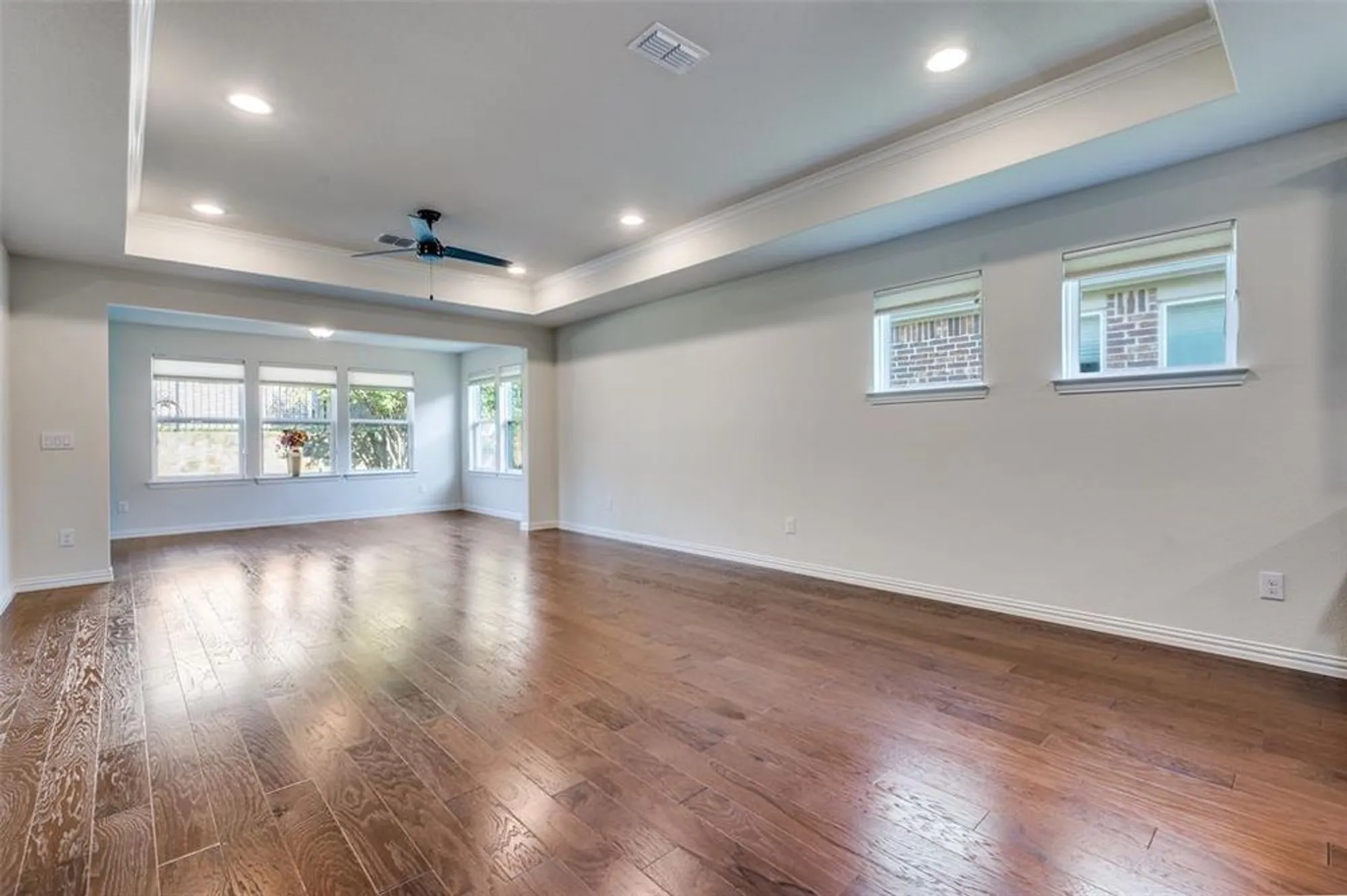 Property Slideshow image 12 of 21 | 7609 heritage dr, Aubrey, TX, 76227