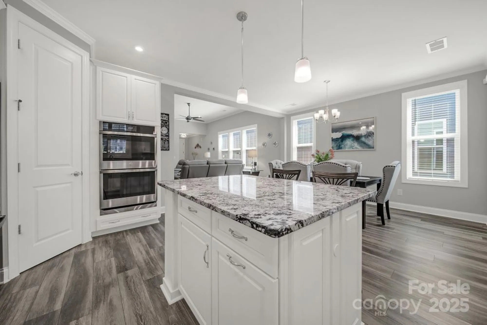 Property Slideshow image 19 of 48 | 10313 superb ln, Charlotte, NC, 28215