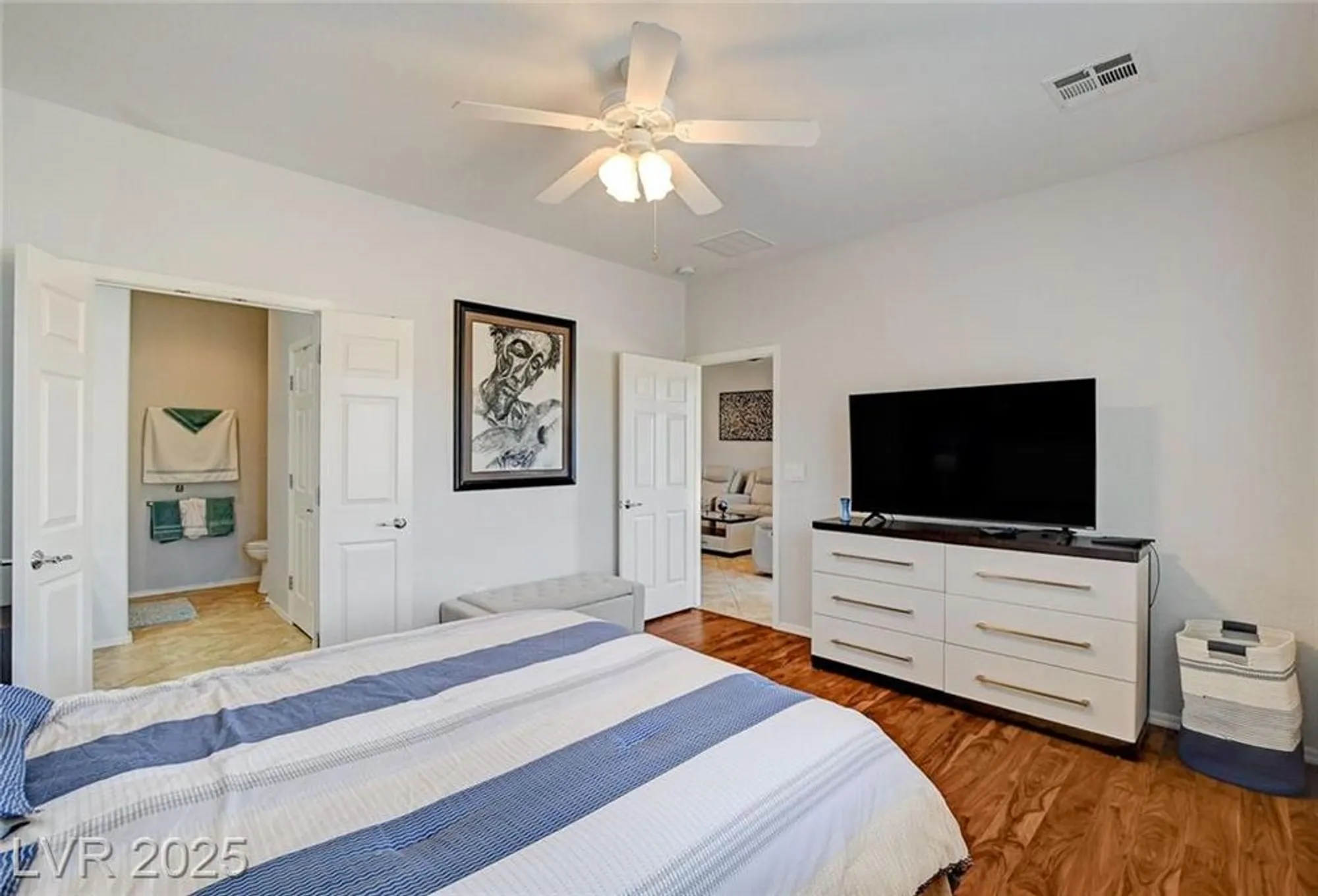 Property Slideshow image 23 of 72 | 2576 binary stars st, Henderson, NV, 89044