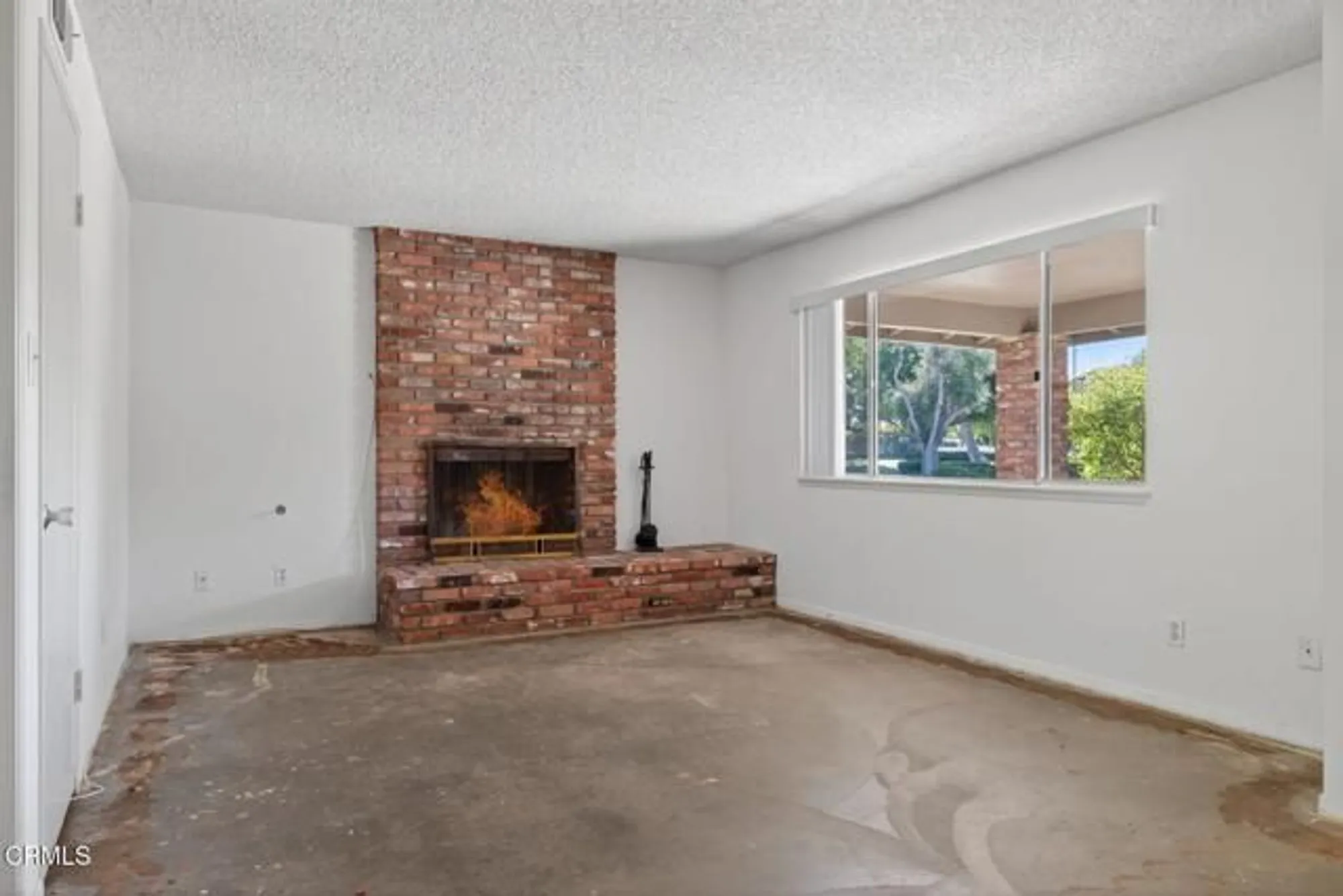 Property Slideshow image 15 of 51 | 151 w bay blvd, Port Hueneme, CA, 93041
