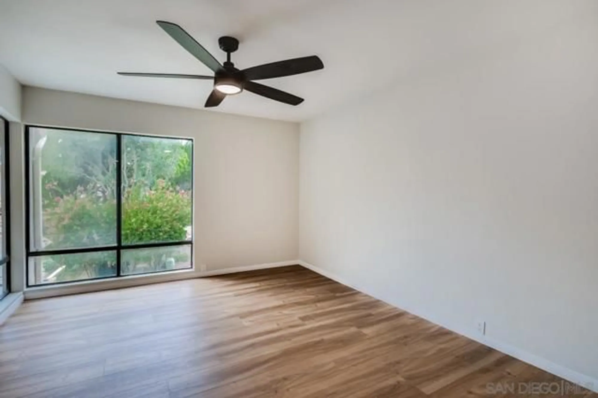 Property Slideshow image 21 of 30 | 12575 oaks north dr 220, San Diego, CA, 92128