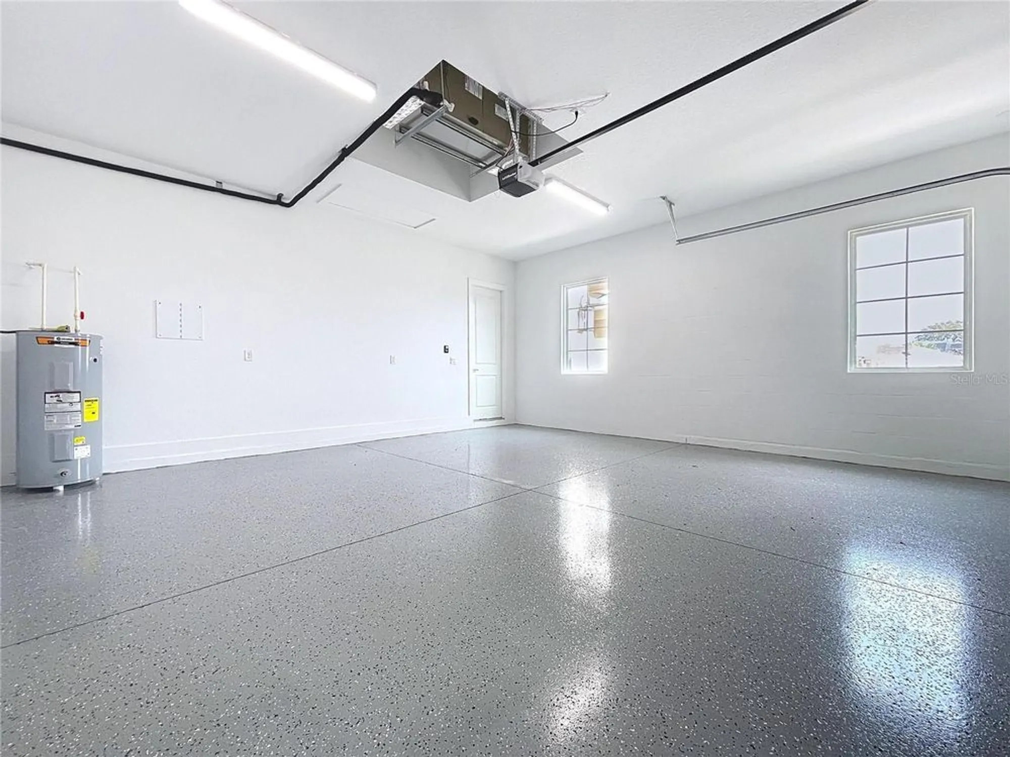 Property Slideshow image 25 of 92 | 9065 mississippi run, Weeki Wachee, FL, 34613