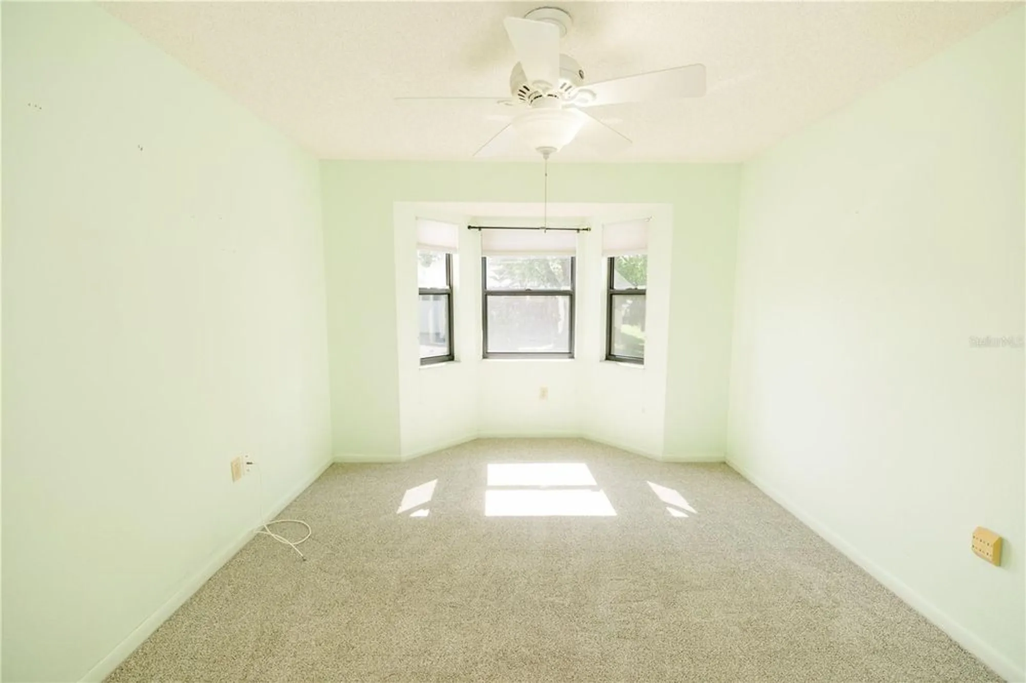 Property Slideshow image 27 of 41 | 3130 prairie dunes cir, Lakeland, FL, 33810