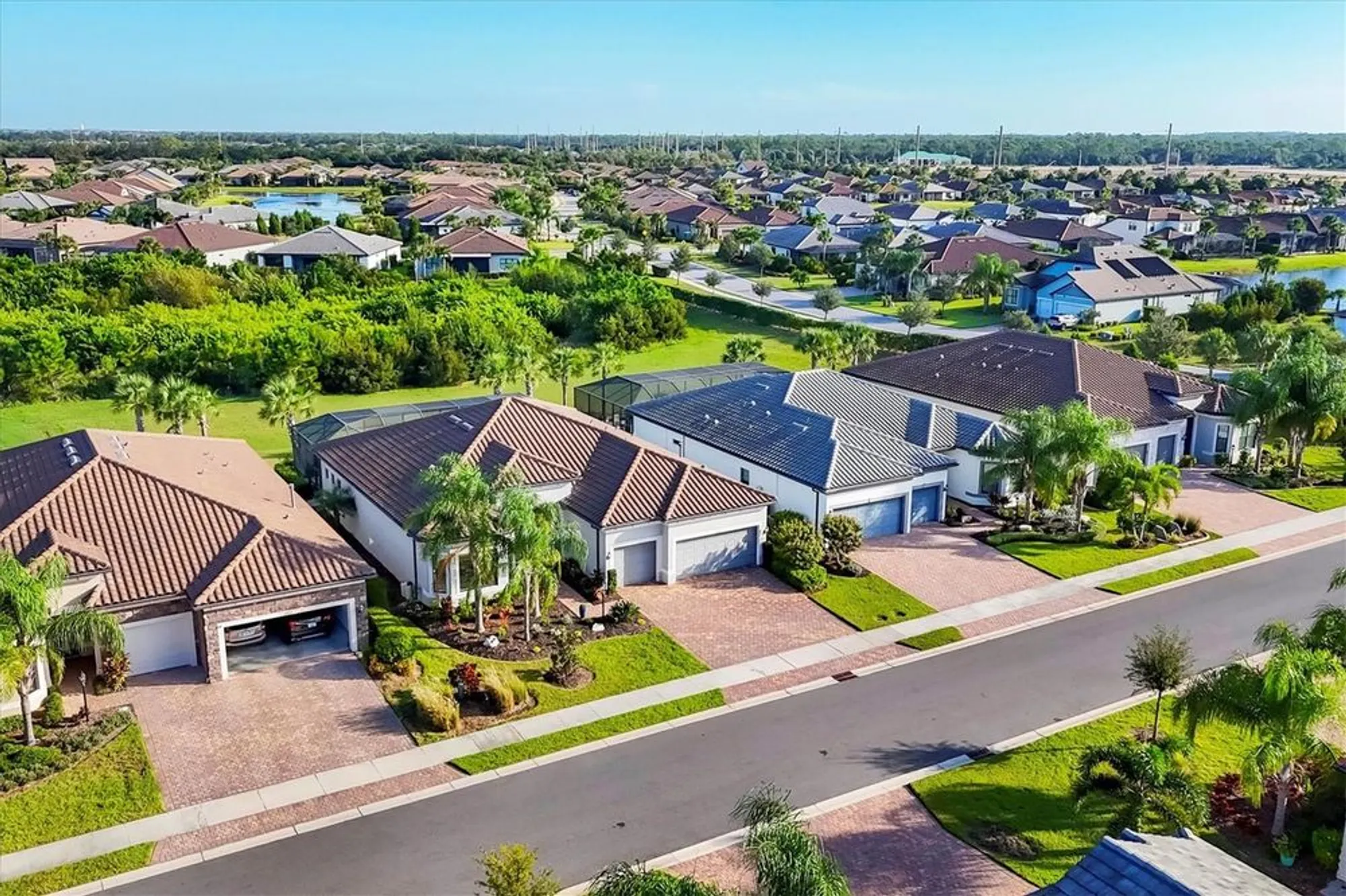 Property Slideshow image 3 of 57 | 17823 littleton pl, Bradenton, FL, 34202