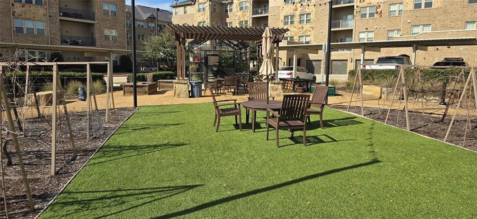 Property Slideshow image 33 of 39 | 1735 wittington pl apt 2305, Dallas, TX, 75234