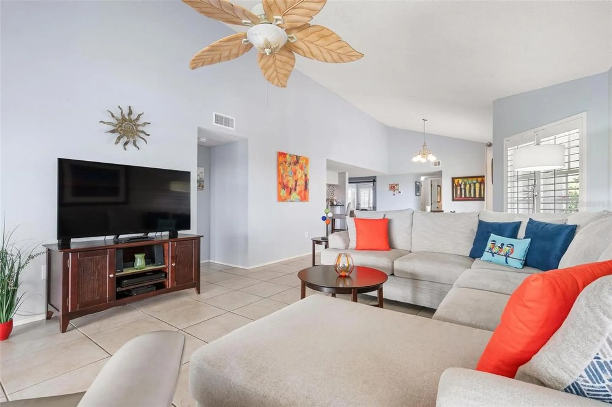 Property Slideshow image 12 of 53 | 1103 edgewater cir # 1103, Bradenton, FL, 34209