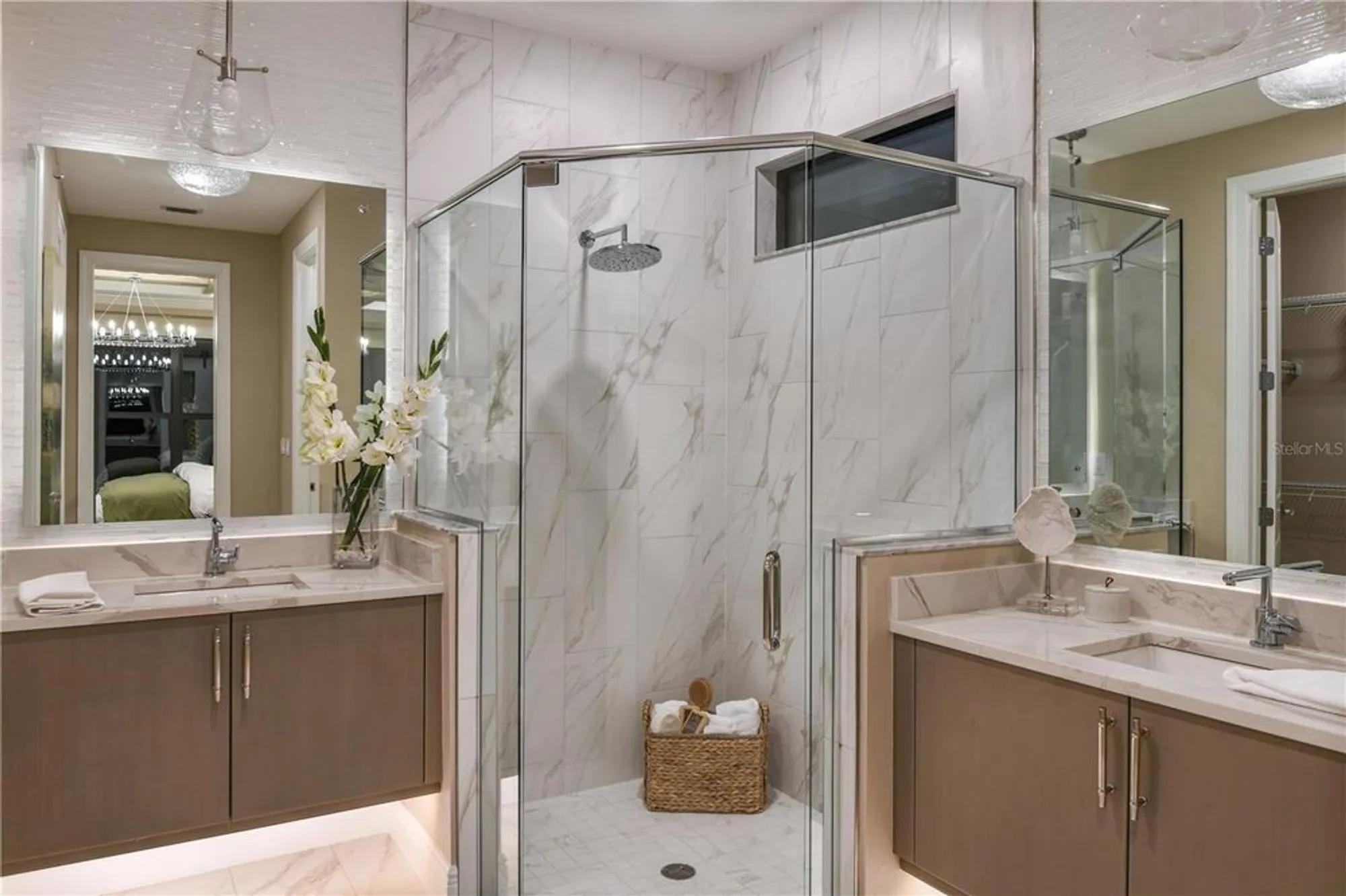 Property Slideshow image 24 of 64 | 18352 rockport pl, Lakewood Ranch, FL, 34211