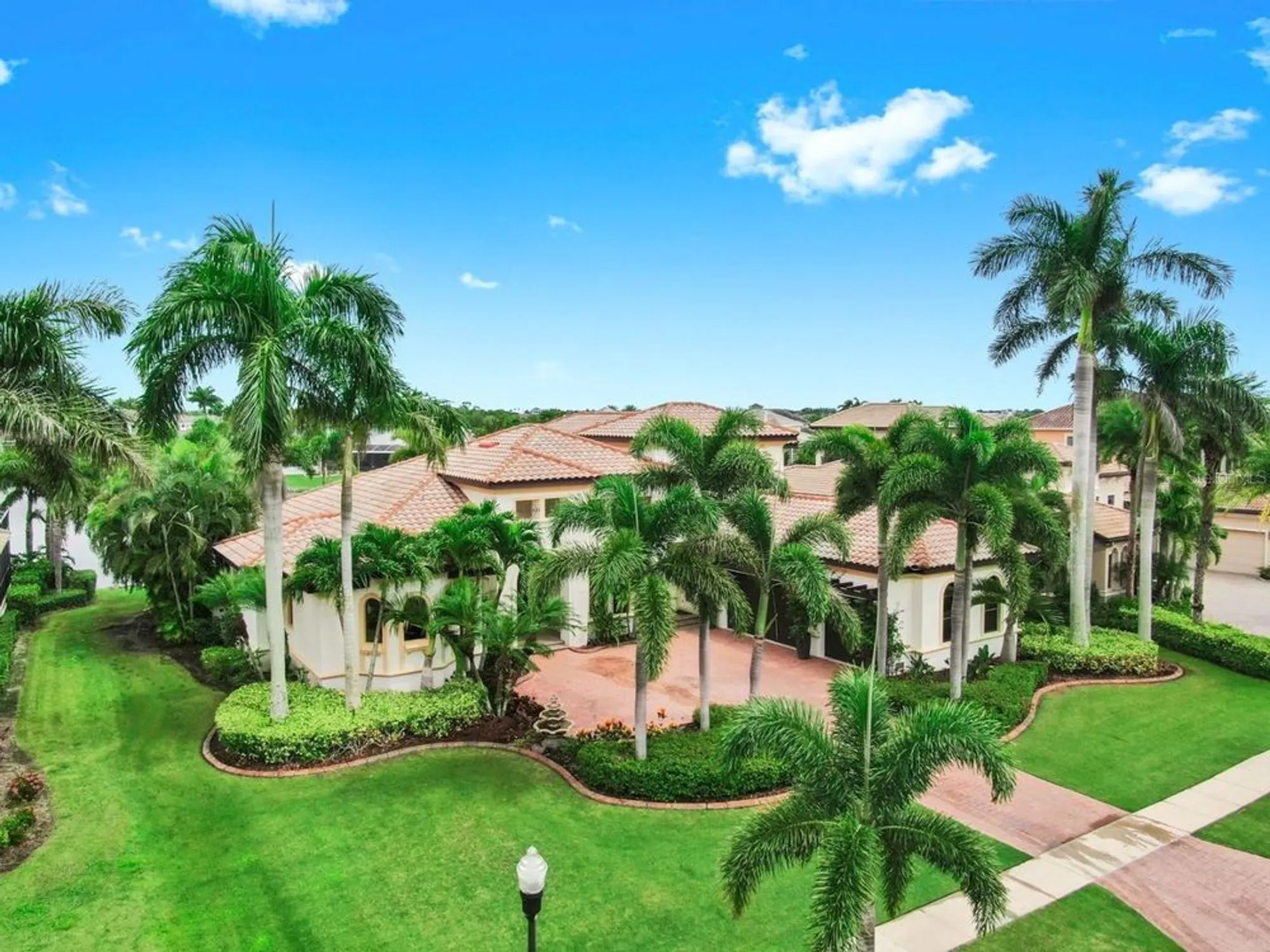 Property Slideshow image 5 of 82 | 5417 tybee island dr, Apollo Beach, FL, 33572