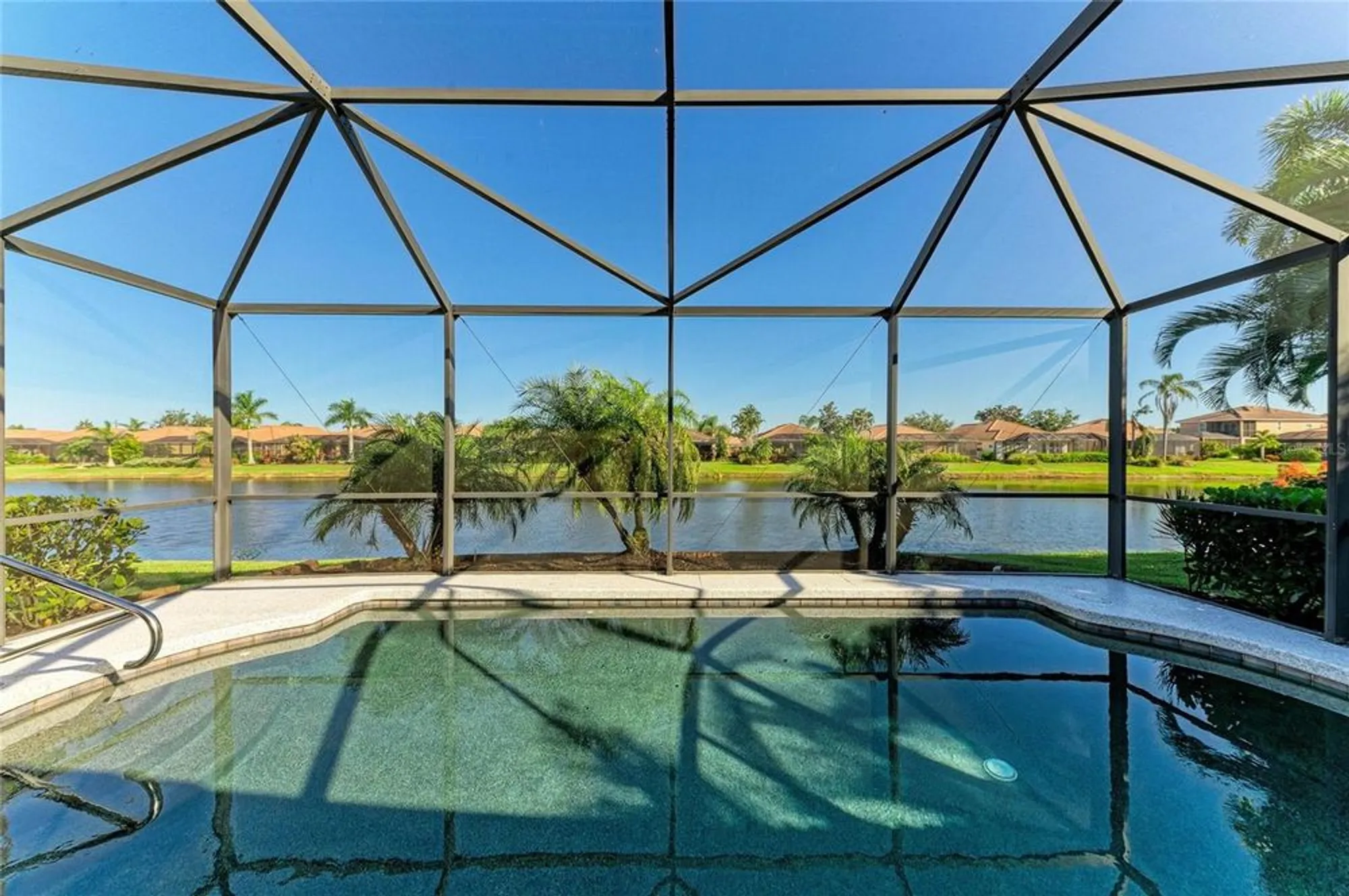 Property Slideshow image 43 of 52 | 212 river enclave ct, Bradenton, FL, 34212