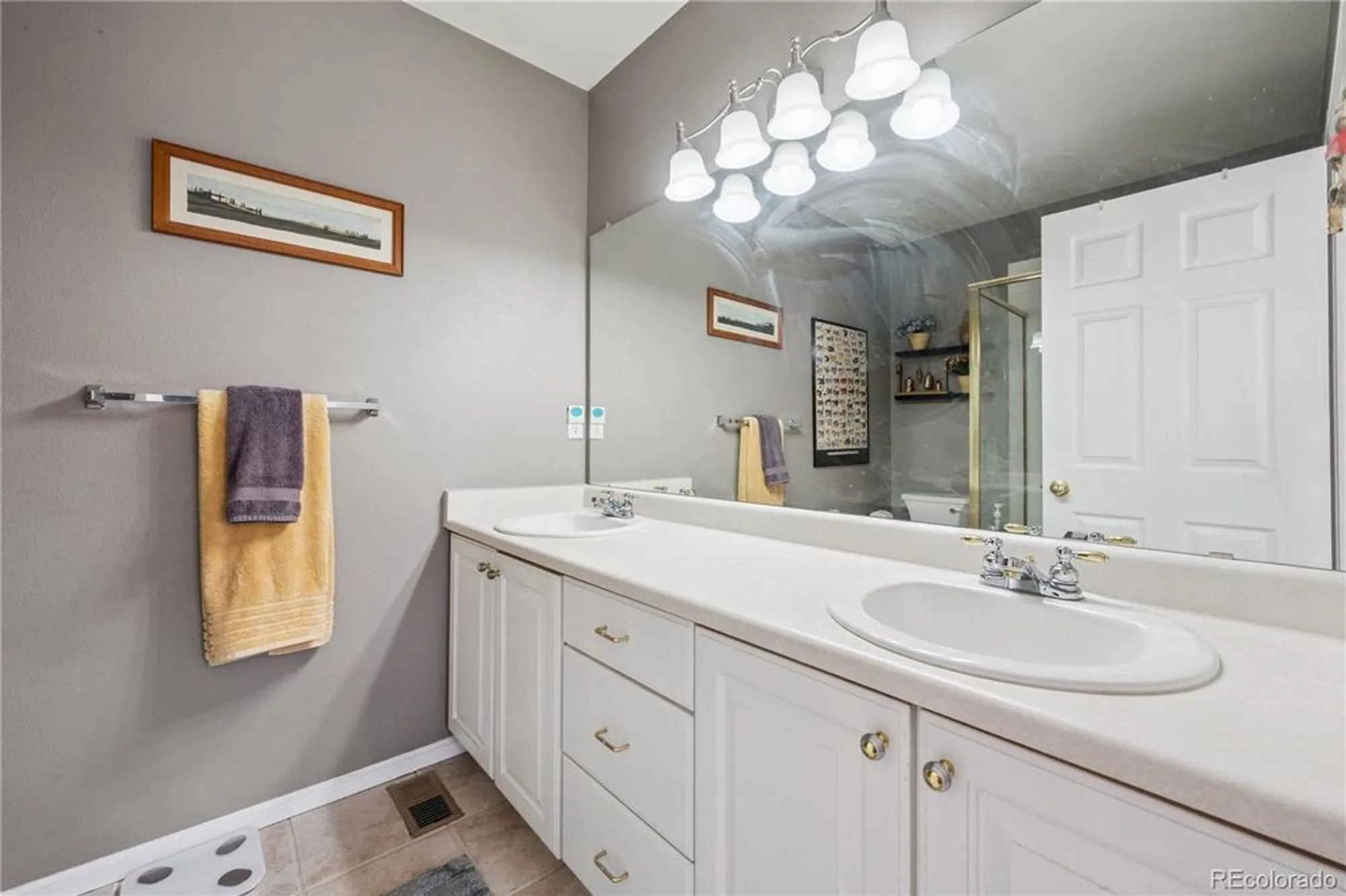 Property Slideshow image 13 of 20 | 2773 w riverwalk cir h, Littleton, CO, 80123