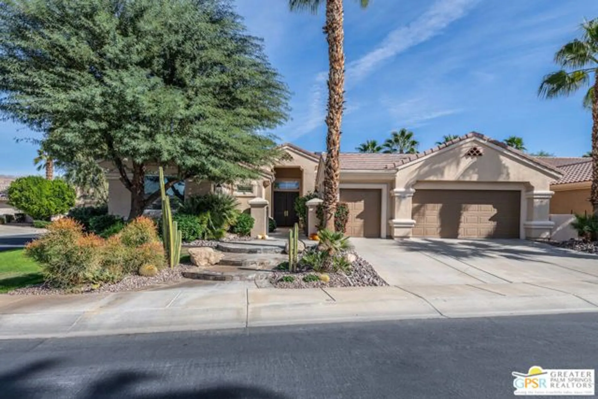 Property Slideshow image 4 of 36 | 35866 crescent st, Palm Desert, CA, 92211