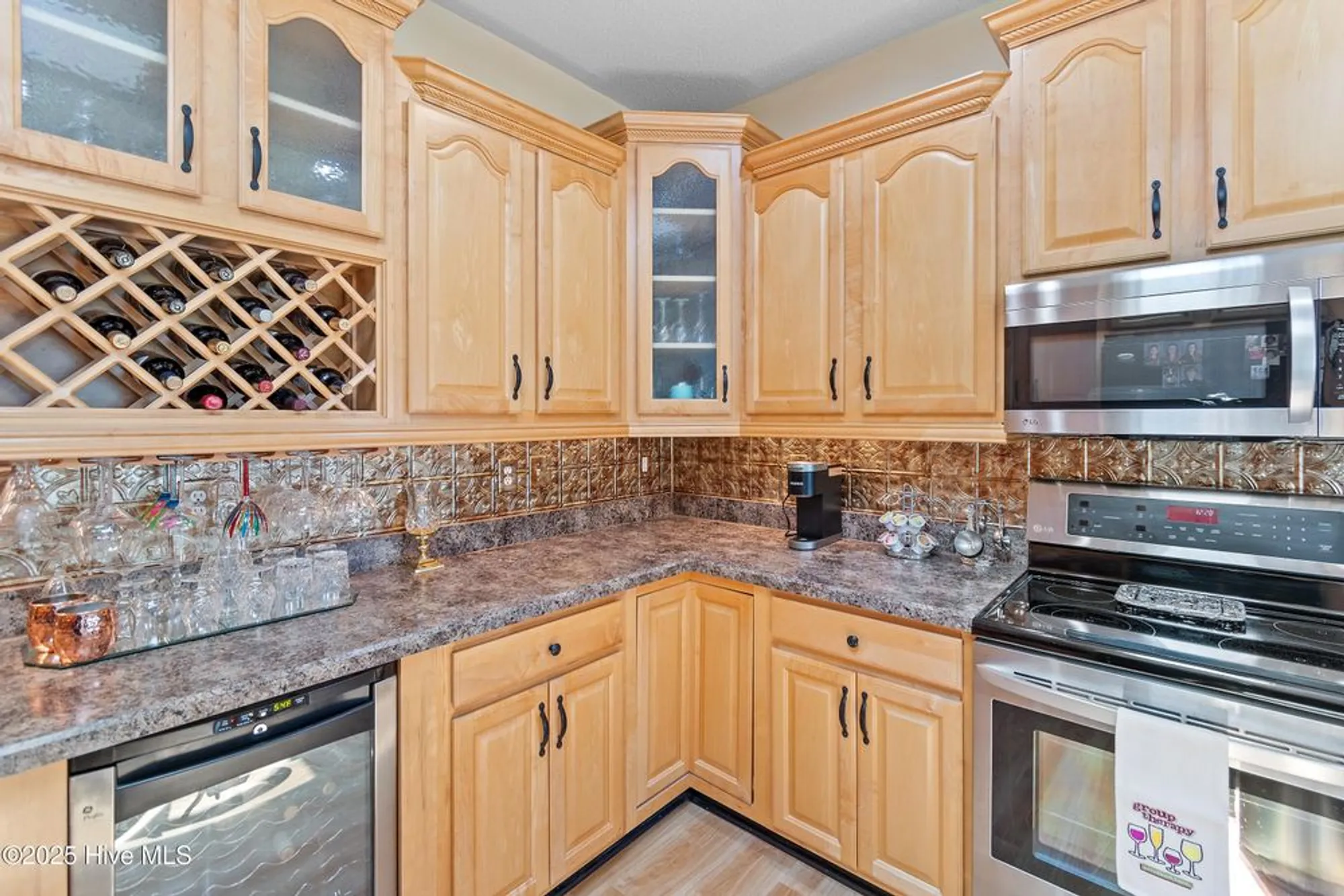 Property Slideshow image 15 of 51 | 186 ravennaside dr, Calabash, NC, 28467