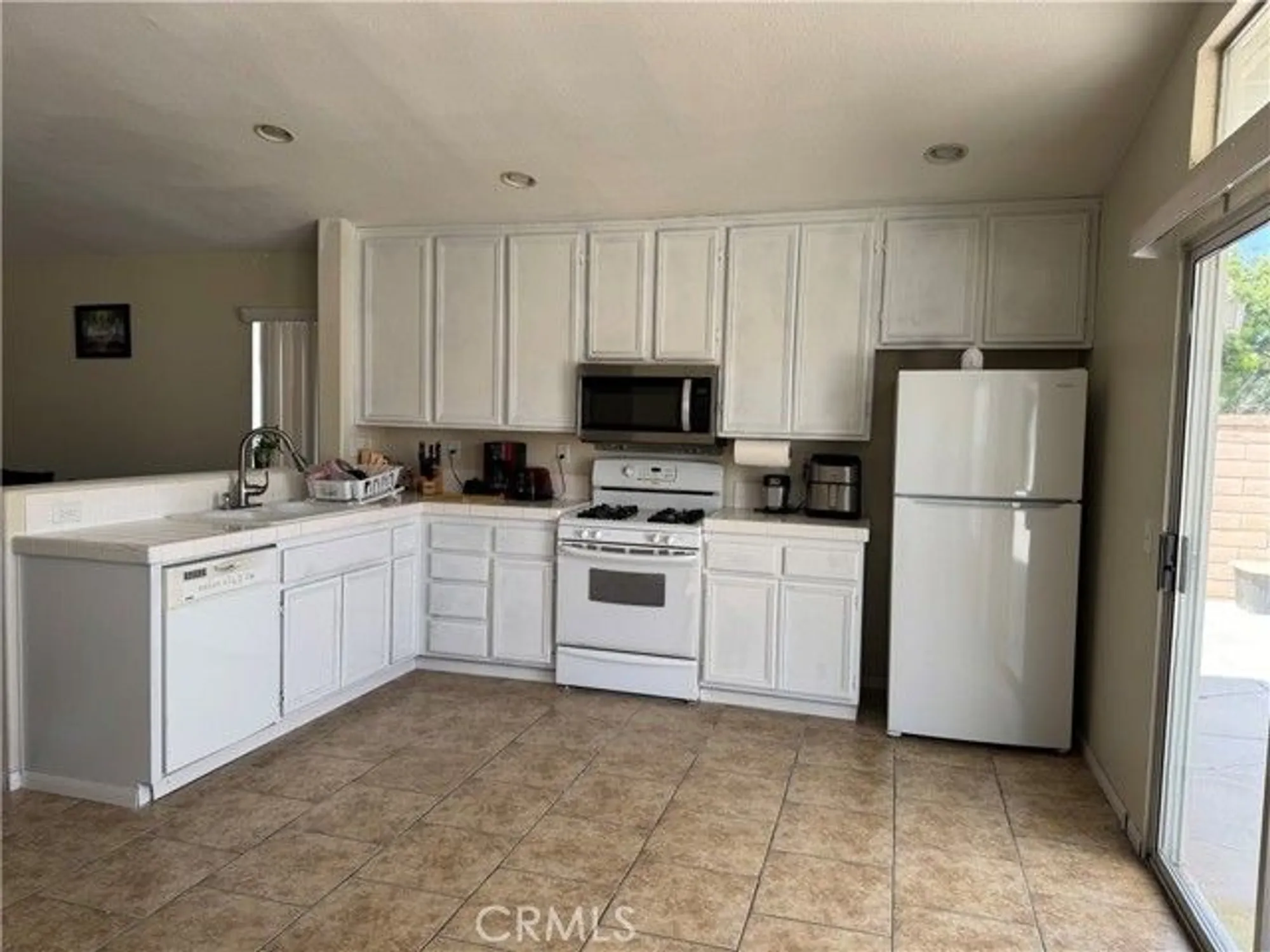 Property Slideshow image 4 of 11 | 26006 westridge ave, Menifee, CA, 92586
