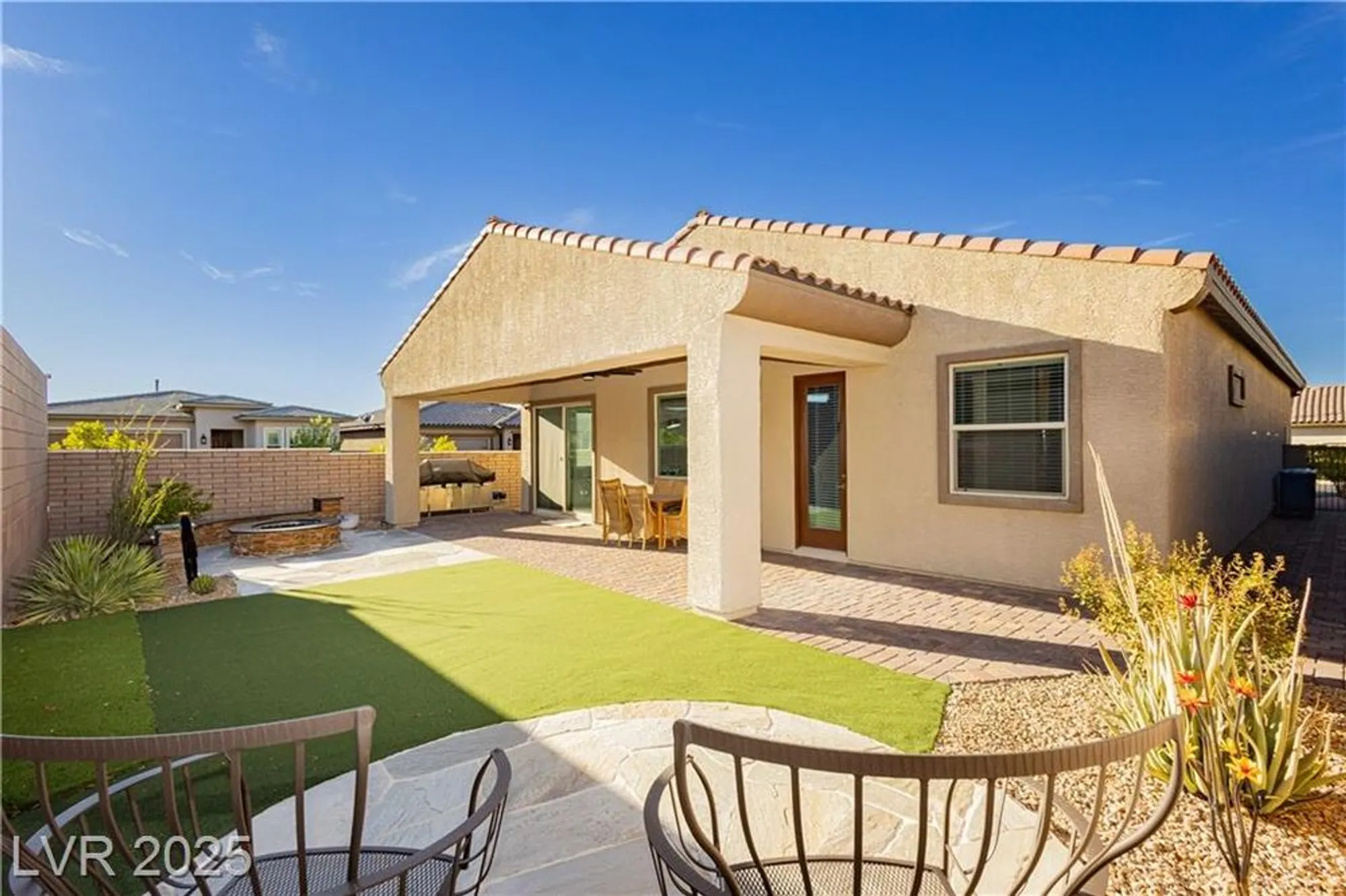 Property Slideshow image 22 of 32 | 461 arches park ave, Henderson, NV, 89011