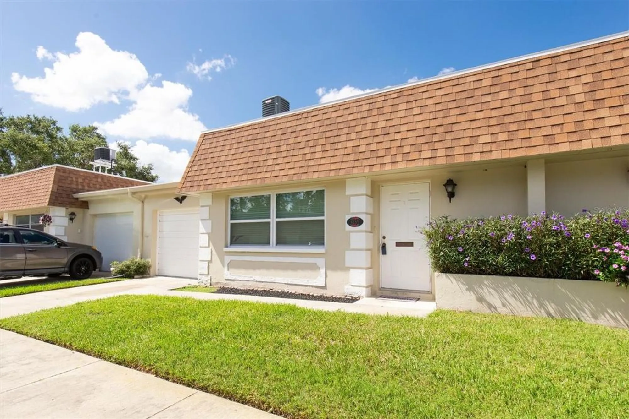 Property Slideshow image 23 of 27 | 8350 burgundy dr, Pinellas Park, FL, 33781