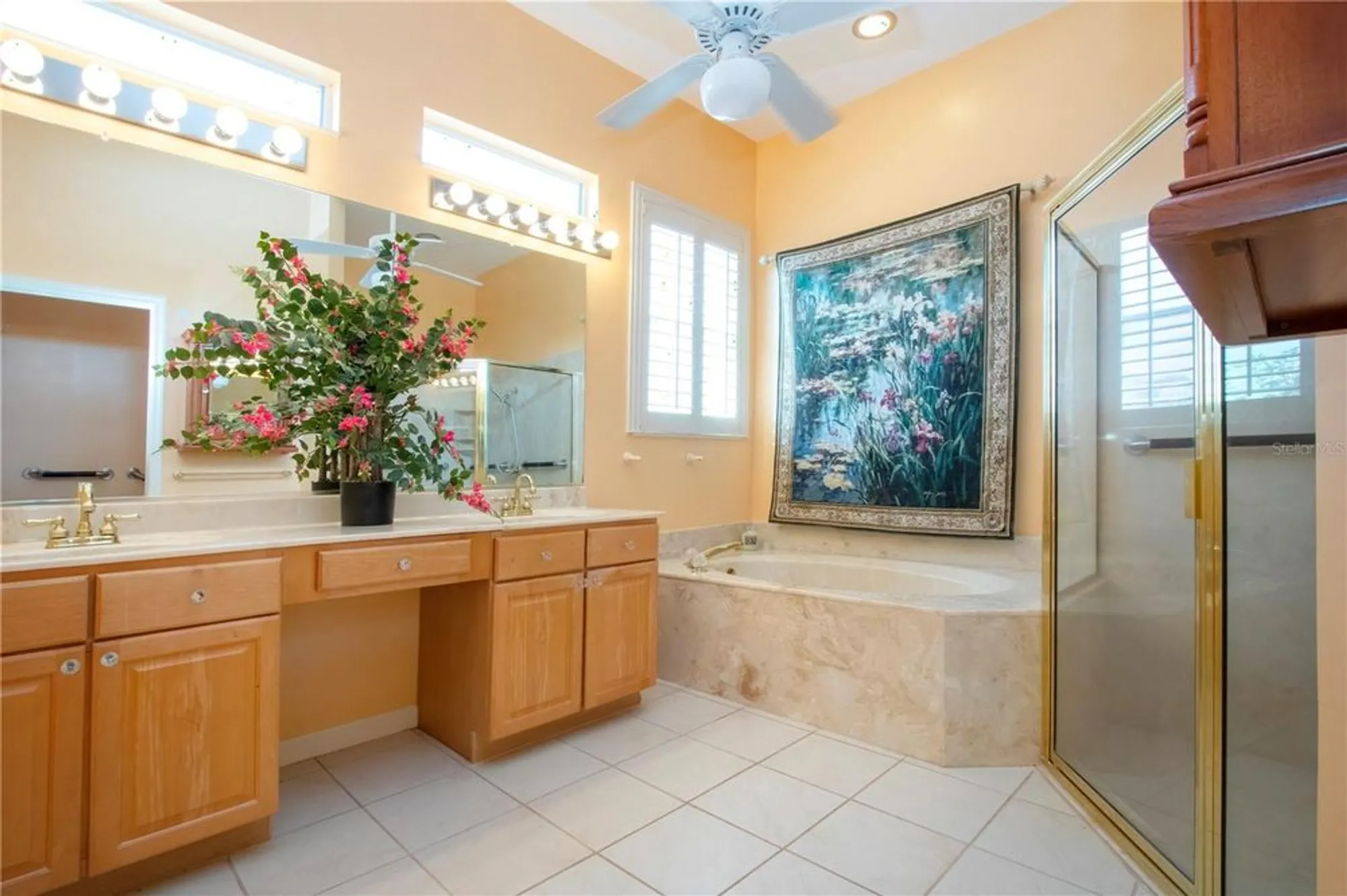 Property Slideshow image 44 of 74 | 1115 signature dr, Sun City Center, FL, 33573